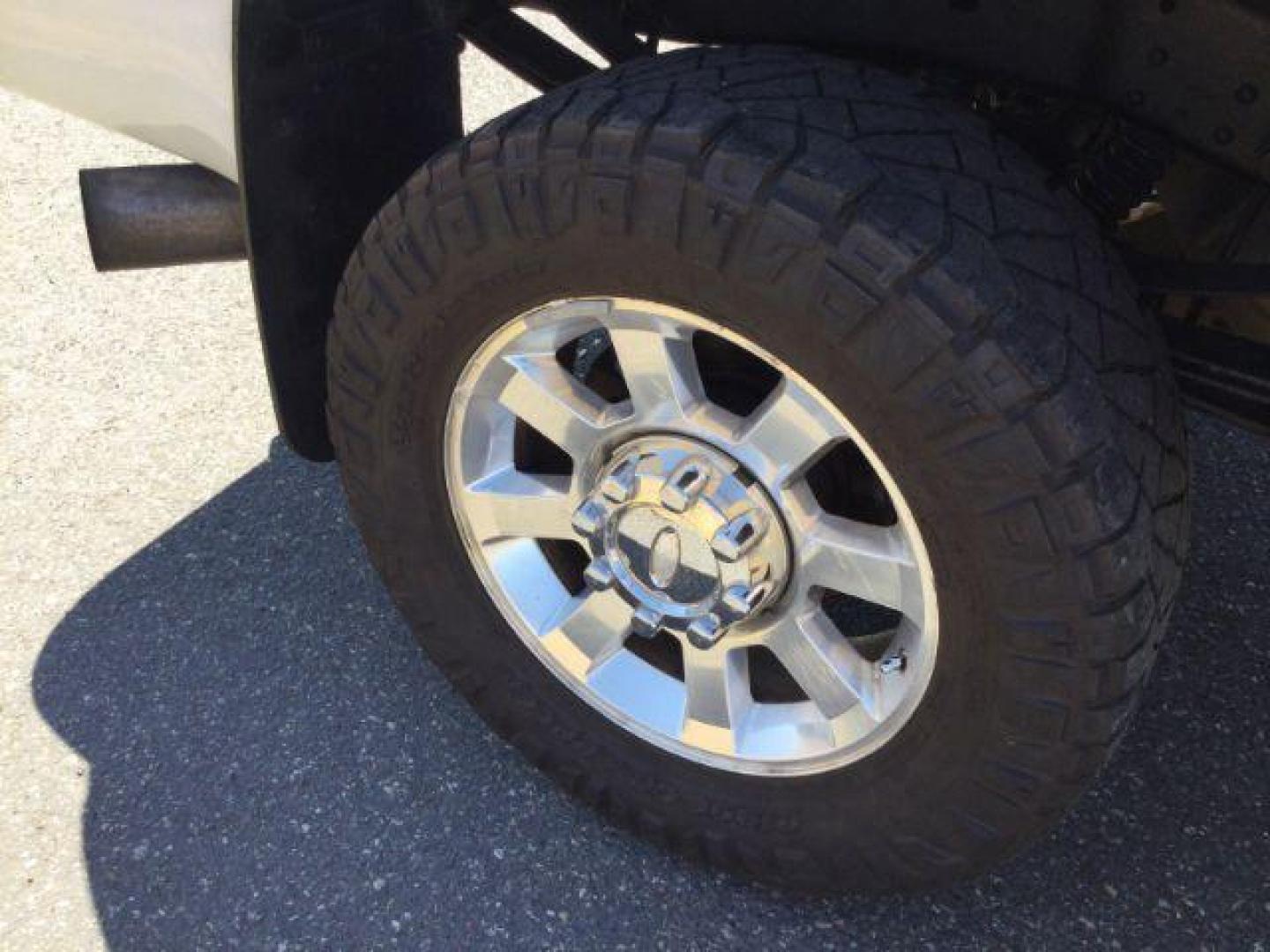 2012 Oxford White Ford F-350 SD CREW CAB PICKUP 4-DR (1FT8W3BT9CE) with an 6.7L V8 OHV 16V DIESEL engine, 6-Speed Automatic transmission, located at 1801 Main Street, Lewiston, 83501, (208) 743-9371, 46.417065, -117.004799 - Photo#12