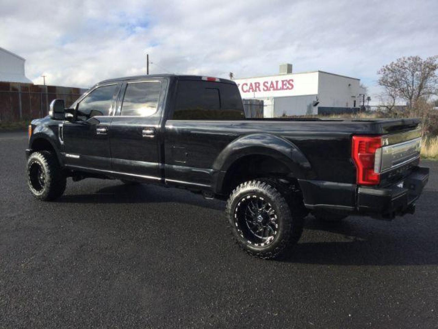 2018 Shadow Black /Black, leather Ford F-350 SD Platinum Crew Cab Long Bed 4WD (1FT8W3BT3JE) with an 6.7L V8 OHV 16V DIESEL engine, 6-Speed Automatic transmission, located at 1801 Main Street, Lewiston, 83501, (208) 743-9371, 46.417065, -117.004799 - Photo#2