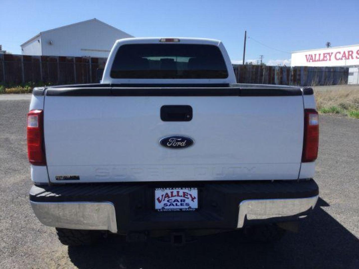 2012 Oxford White /Steel Cloth Interior Ford F-350 SD XL Crew Cab Long Bed 4WD (1FT8W3BT0CE) with an 6.7L V8 OHV 16V DIESEL engine, 6-Speed Automatic transmission, located at 1801 Main Street, Lewiston, 83501, (208) 743-9371, 46.417065, -117.004799 - Photo#13