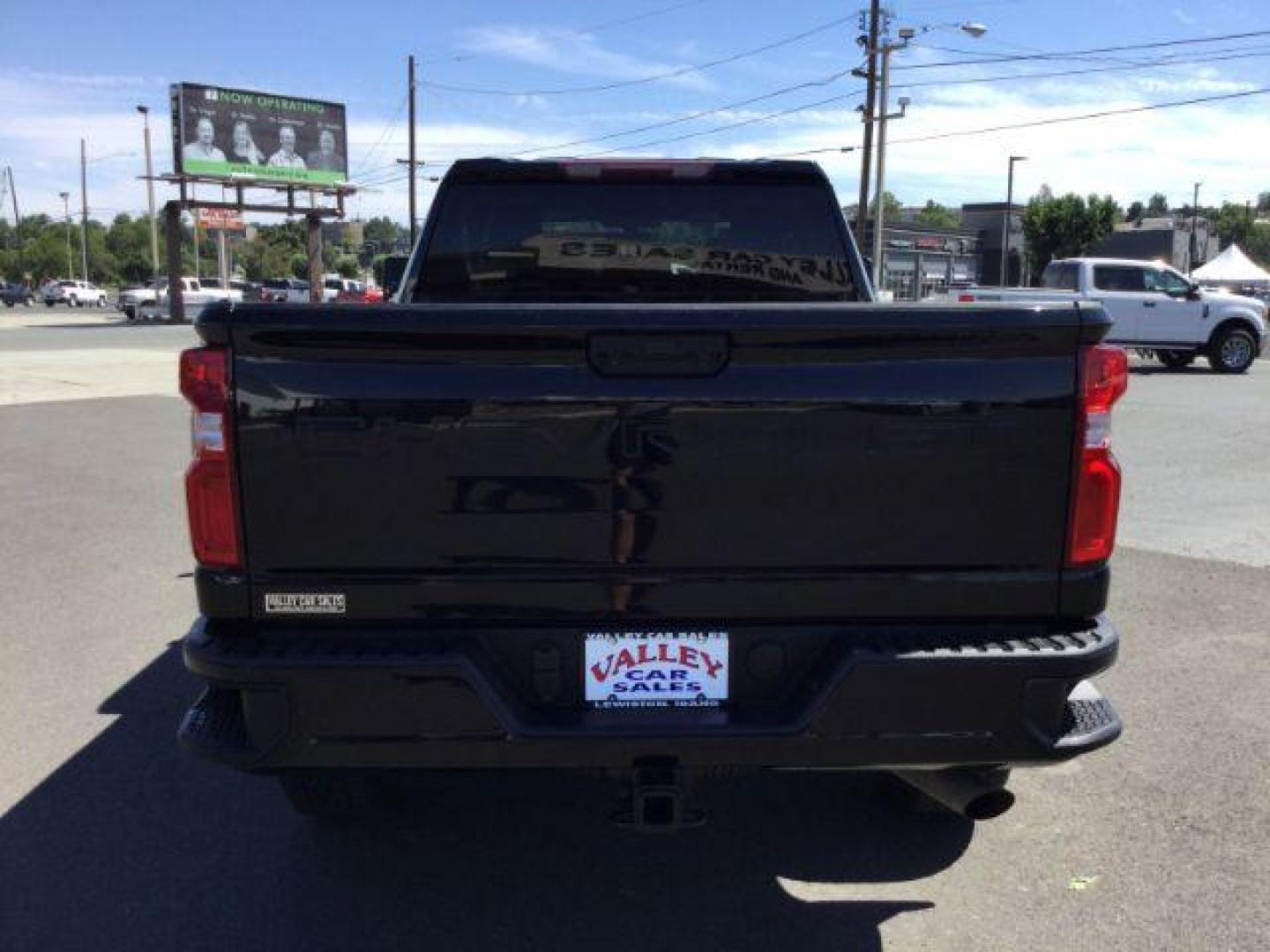 2020 Black /Jet Black, cloth Chevrolet Silverado 2500HD Custom Crew Cab Short Box 4WD (1GC4YME77LF) with an 6.6L V8 OHV 16V engine, 6-Speed Automatic transmission, located at 1801 Main Street, Lewiston, 83501, (208) 743-9371, 46.417065, -117.004799 - Photo#16