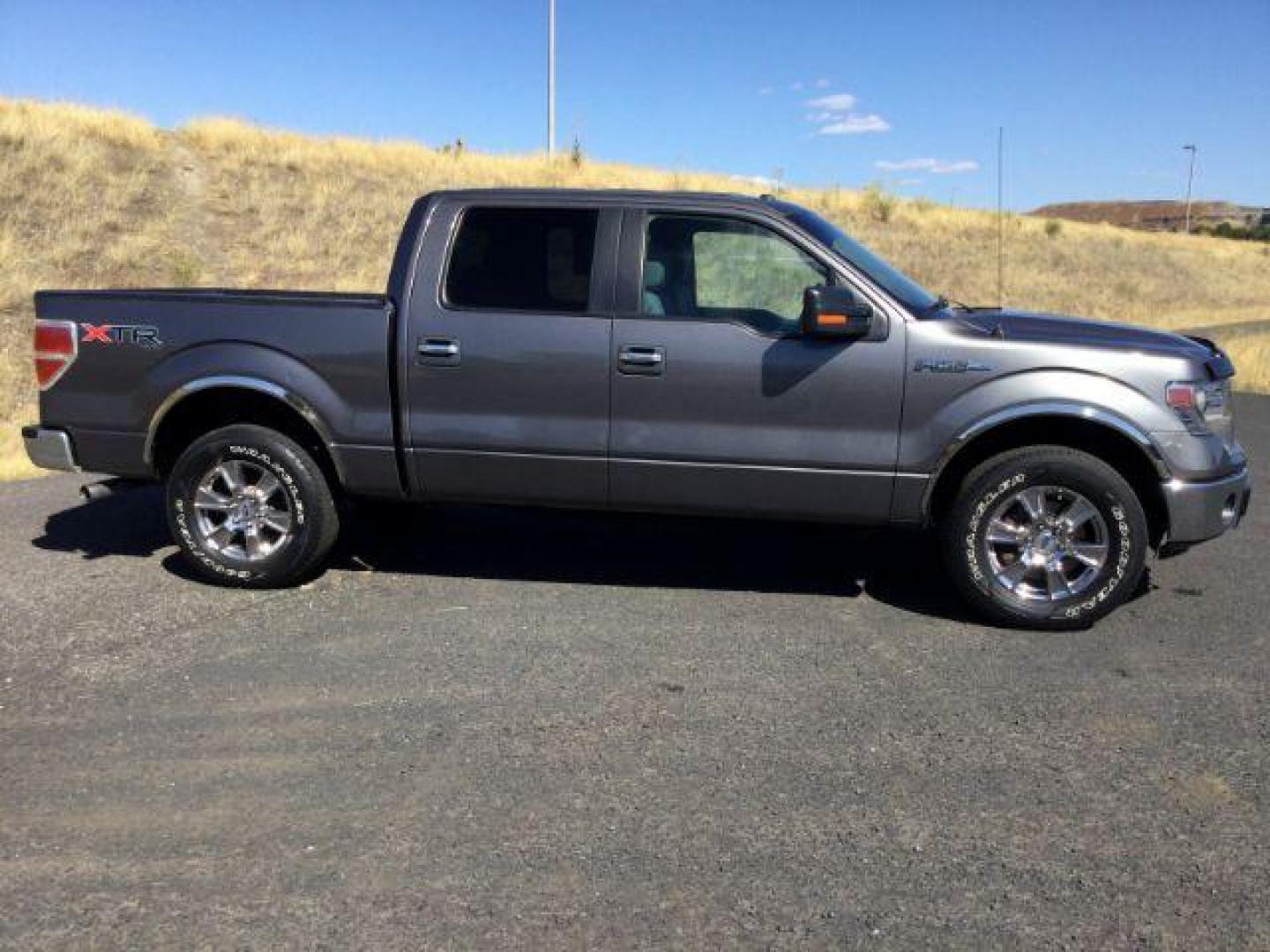 2014 Sterling Gray Metallic /Steel Gray Ford F-150 XLT SuperCrew 5.5-ft. Bed 4WD (1FTFW1EF8EF) with an 5.0L V8 engine, 6-Speed Automatic transmission, located at 1801 Main Street, Lewiston, 83501, (208) 743-9371, 46.417065, -117.004799 - Photo#14