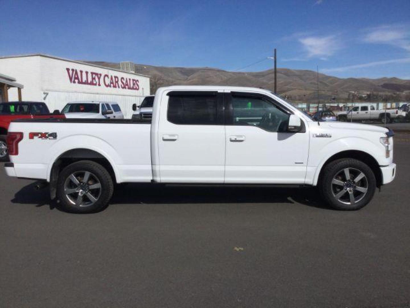 2015 Oxford White /black leather Ford F-150 Lariat SuperCrew 6.5-ft. Bed 4WD (1FTFW1EG7FF) with an 3.5 V6 engine, 6-Speed Automatic transmission, located at 1801 Main Street, Lewiston, 83501, (208) 743-9371, 46.417065, -117.004799 - Photo#10