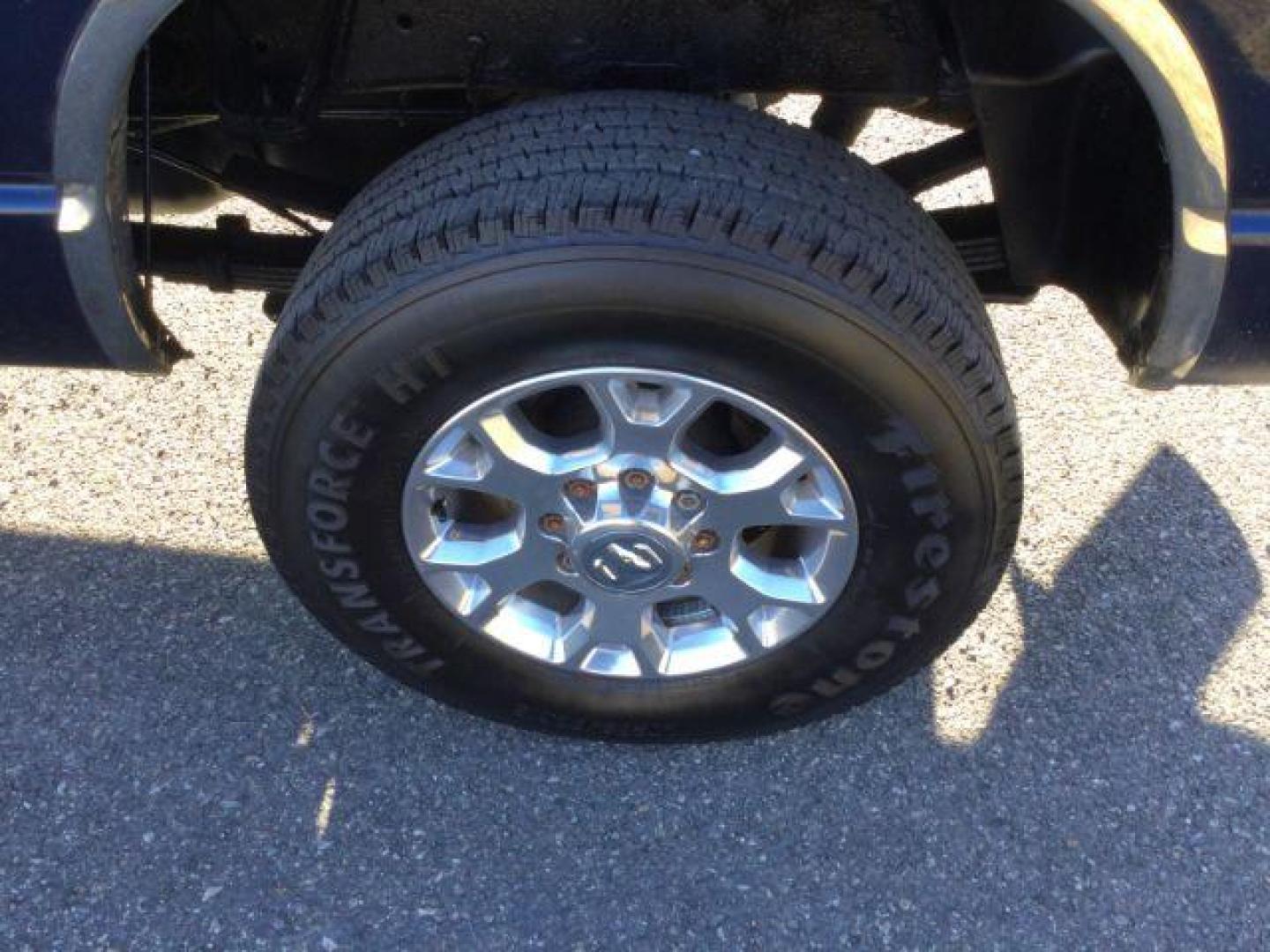 2007 Patriot Blue Pearlcoat /Medium Slate Gray Cloth Interior Dodge Ram 3500 SLT Quad Cab LWB 4X4 (3D7MX38C57G) with an 5.9L L6 OHV 24V TURBO DIESEL engine, 6-Speed Manual transmission, located at 1801 Main Street, Lewiston, 83501, (208) 743-9371, 46.417065, -117.004799 - Photo#23