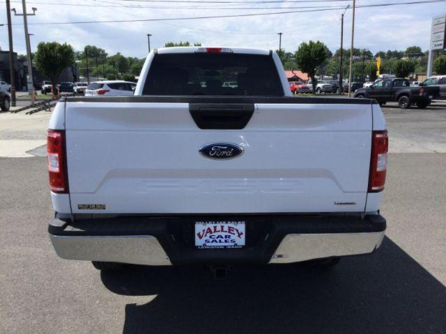 2020 Oxford White /Dark Earth Gray, cloth Ford F-150 XLT SuperCab 8-ft. Bed 4WD (1FTFX1E45LK) with an 3.5L V6 DOHC 24V engine, ELEC 10-speed auto w/tow mo transmission, located at 1801 Main Street, Lewiston, 83501, (208) 743-9371, 46.417065, -117.004799 - Photo#10