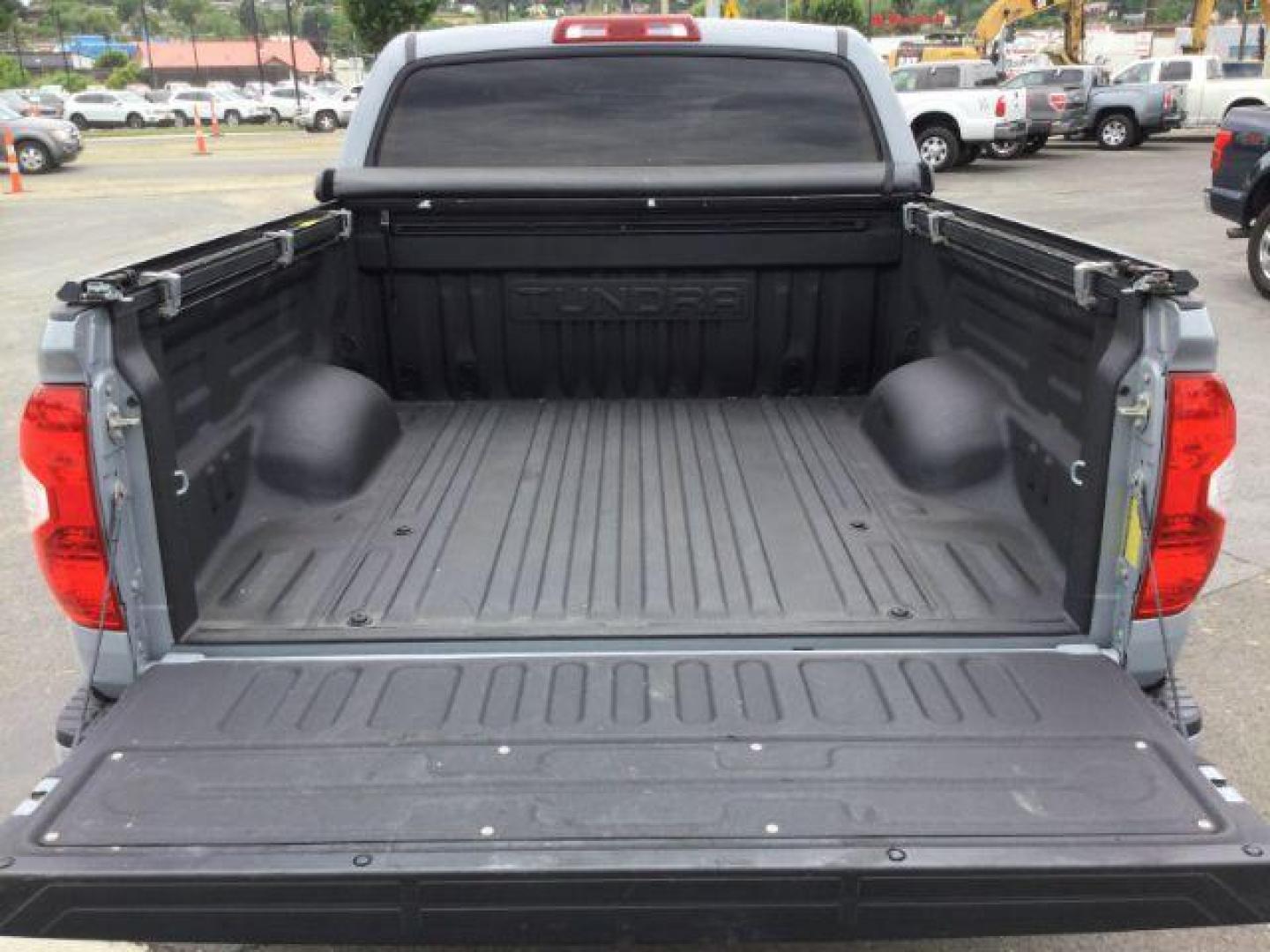 2020 Cement /Black, leather Toyota Tundra SR5 5.7L V8 CrewMax 4WD (5TFDY5F17LX) with an 5.7L V8 DOHC 32V engine, 6-Speed Automatic transmission, located at 1801 Main Street, Lewiston, 83501, (208) 743-9371, 46.417065, -117.004799 - Photo#25