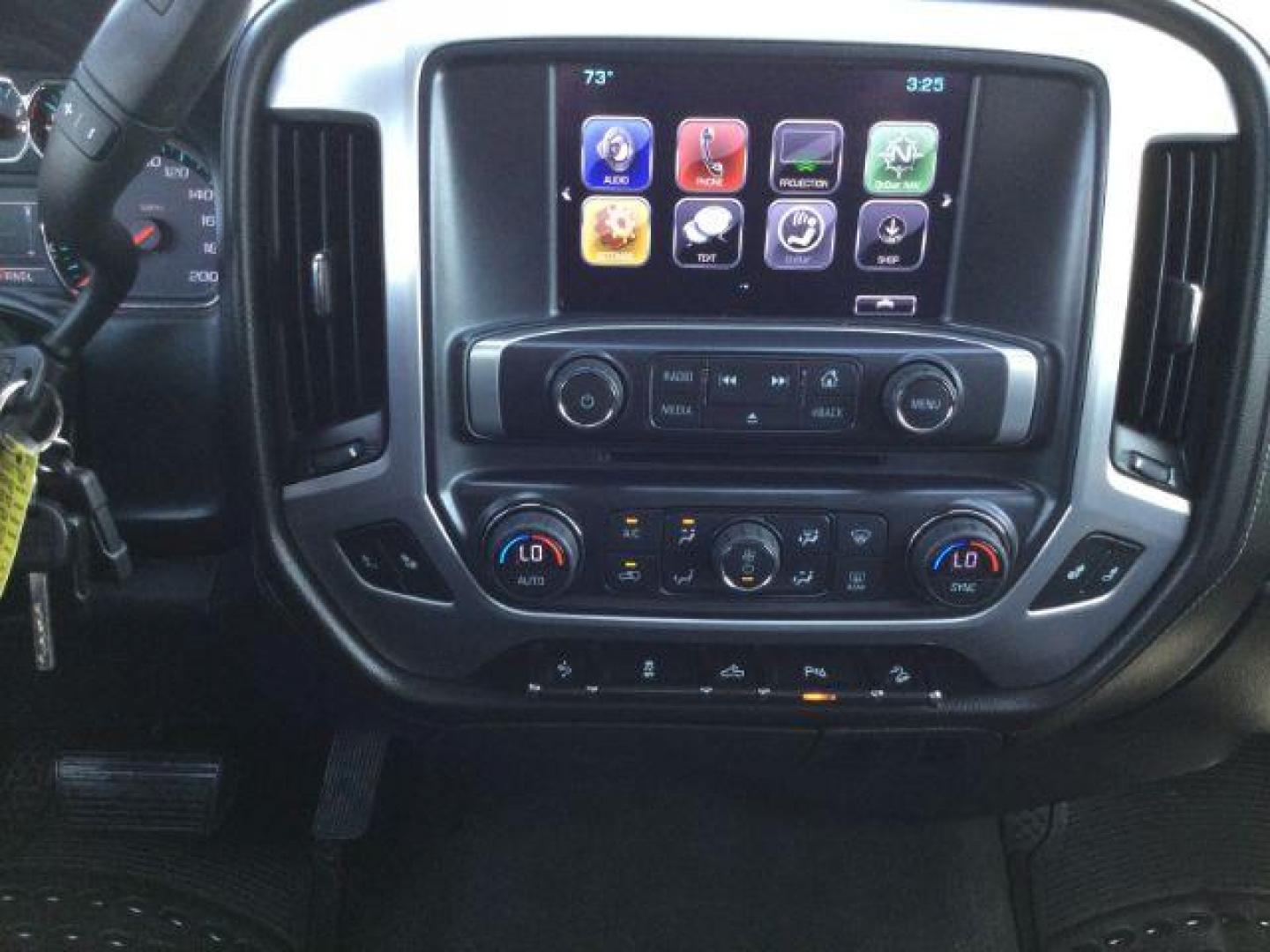 2017 Onyx Black /Dark Ash Seats w/Jet Black Interior Accents, cloth GMC Sierra 1500 SLE Crew Cab Short Box 4WD (3GTU2MEC1HG) with an 5.3L V8 OHV 16V engine, 6-Speed Automatic transmission, located at 1801 Main Street, Lewiston, 83501, (208) 743-9371, 46.417065, -117.004799 - Photo#7