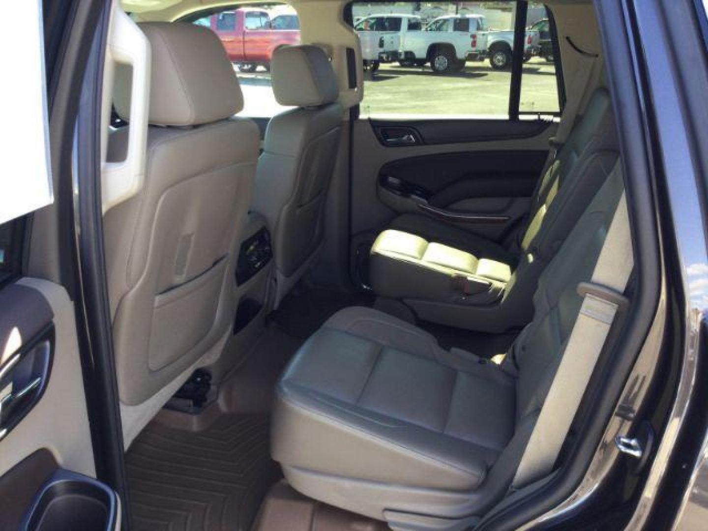 2015 GRAY /Medium Brown Leather Chevrolet Tahoe LTZ 4WD (1GNSKCKC8FR) with an 5.3L V8 OHV 16V engine, 6-Speed Automatic transmission, located at 1801 Main Street, Lewiston, 83501, (208) 743-9371, 46.417065, -117.004799 - Photo#5