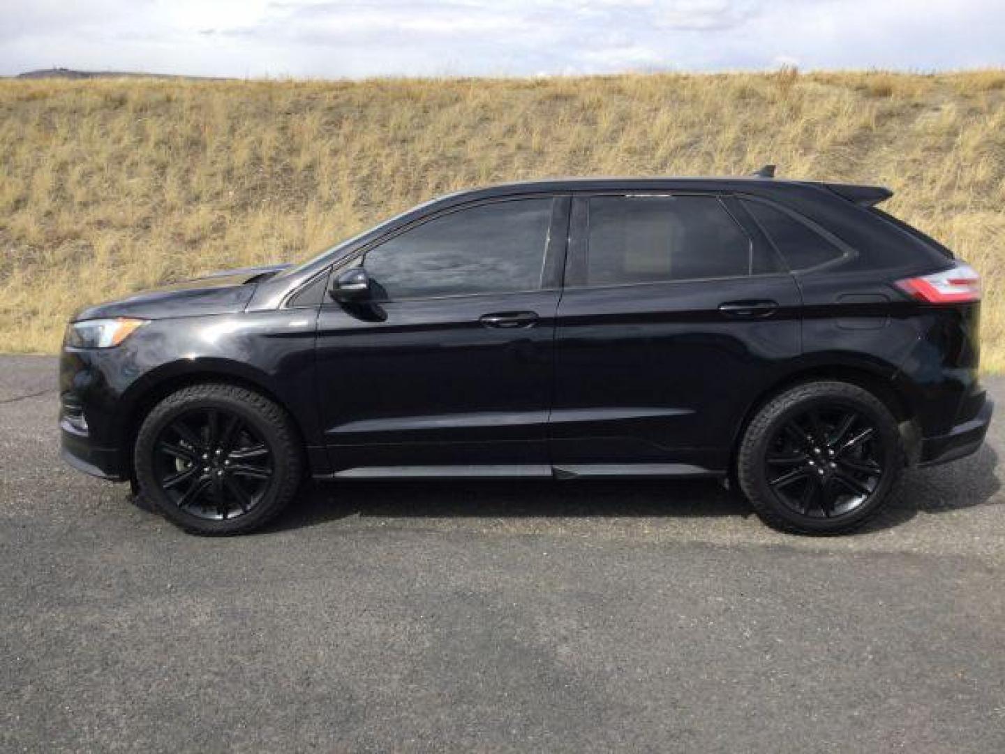 2020 Agate Black /Ebony, Activex Leather Ford Edge ST Line AWD (2FMPK4J92LB) with an 2.0L L4 DOHC 16V engine, 8-Speed Automatic transmission, located at 1801 Main Street, Lewiston, 83501, (208) 743-9371, 46.417065, -117.004799 - Photo#1