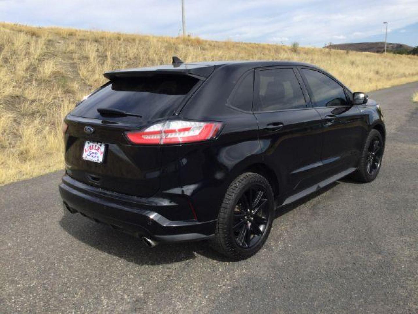 2020 Agate Black /Ebony, Activex Leather Ford Edge ST Line AWD (2FMPK4J92LB) with an 2.0L L4 DOHC 16V engine, 8-Speed Automatic transmission, located at 1801 Main Street, Lewiston, 83501, (208) 743-9371, 46.417065, -117.004799 - Photo#19