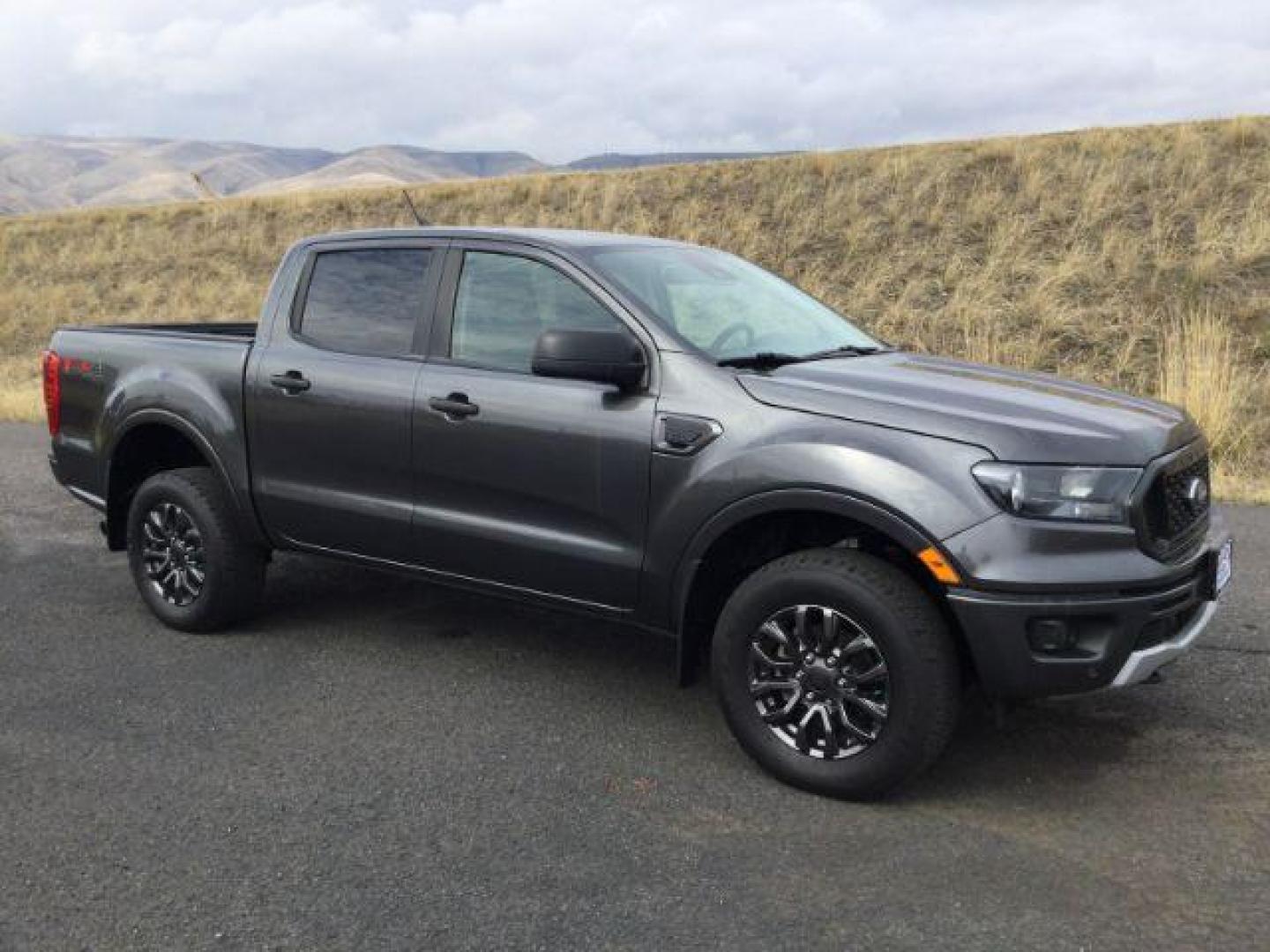 2019 Magnetic Metallic /Ebony, premium cloth Ford Ranger XLT SuperCrew 4WD (1FTER4FH7KL) with an 2.3L L4 DOHC 16V engine, 10-Speed Automatic transmission, located at 1801 Main Street, Lewiston, 83501, (208) 743-9371, 46.417065, -117.004799 - Photo#9