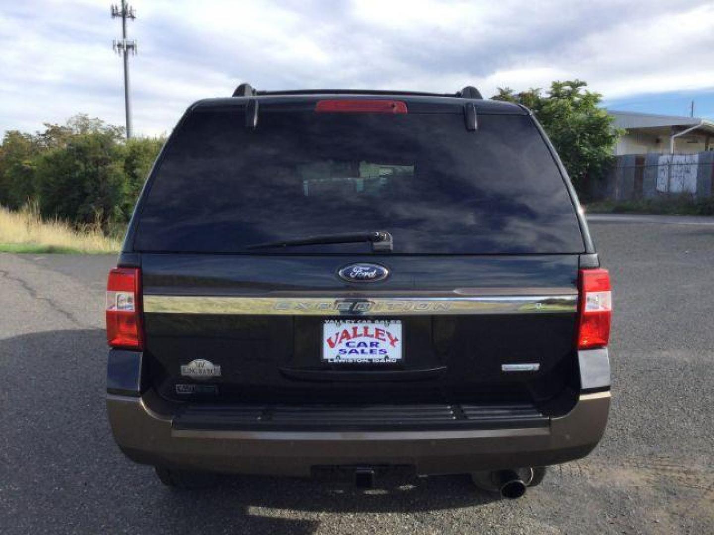 2015 Tuxedo Black Metallic /Mesa w/Ebony Ford Expedition King Ranch 4WD (1FMJU1JT5FE) with an 3.5L V6 DOHC 24V FFV engine, 6-Speed Automatic transmission, located at 1801 Main Street, Lewiston, 83501, (208) 743-9371, 46.417065, -117.004799 - Photo#22