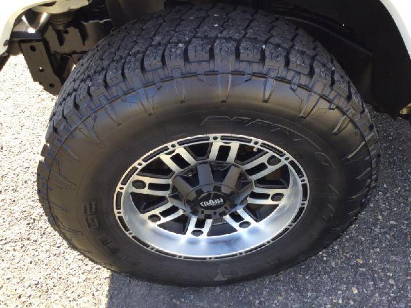 2016 Bright White Clear Coat /Black, leather Jeep Wrangler Unlimited Sahara 4WD (1C4BJWEG3GL) with an 3.6L V6 DOHC 24V FFV engine, 5-Speed Automatic transmission, located at 1801 Main Street, Lewiston, 83501, (208) 743-9371, 46.417065, -117.004799 - Photo#21