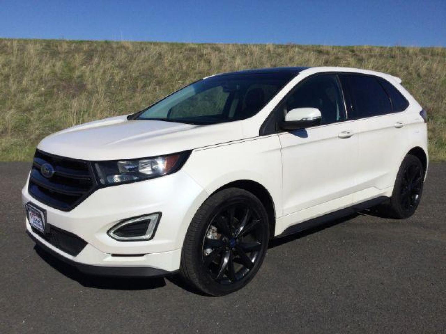 2015 White Platinum Tri-Coat Metallic /black leather Ford Edge Sport AWD (2FMTK4AP1FB) with an 2.7L V6 DOCH 24V engine, 6-Speed Automatic transmission, located at 1801 Main Street, Lewiston, 83501, (208) 743-9371, 46.417065, -117.004799 - Photo#0