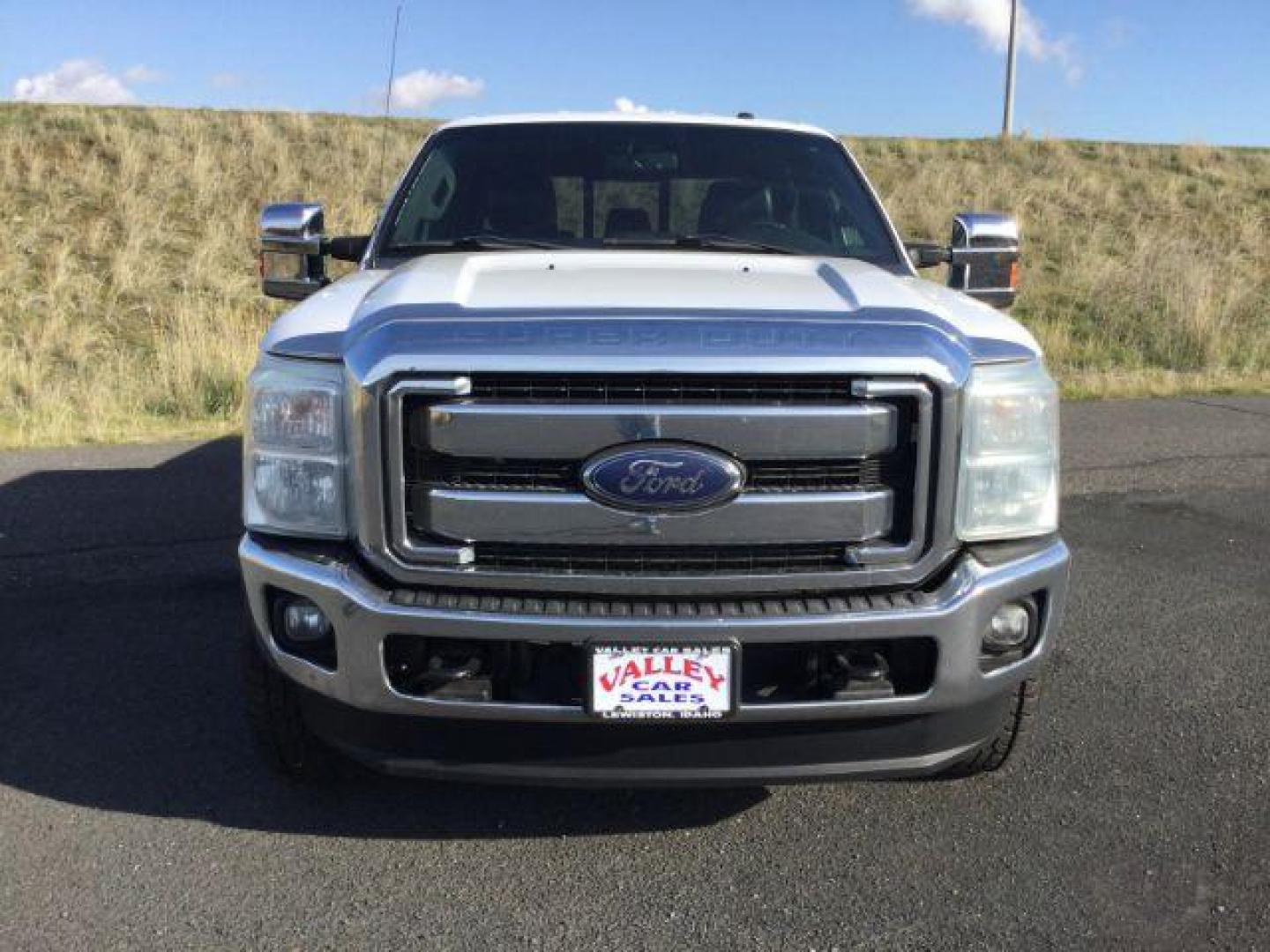 2016 WHITE /BLACK LEATHER Ford F-350 SD Lariat Crew Cab Long Bed 4WD (1FT8W3BT7GE) with an 6.7L V8 OHV 16V DIESEL engine, 6-Speed Automatic transmission, located at 1801 Main Street, Lewiston, 83501, (208) 743-9371, 46.417065, -117.004799 - Photo#7