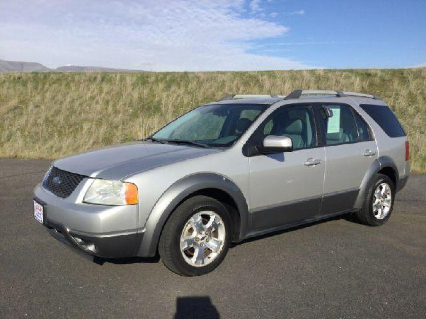 2006 Silver Metallic /Pebble Leather Interior Ford Freestyle SEL AWD (1FMDK05116G) with an 3.0L V6 DOHC 24V engine, Continuously Variable Transmission transmission, located at 1801 Main Street, Lewiston, 83501, (208) 743-9371, 46.417065, -117.004799 - Photo#0