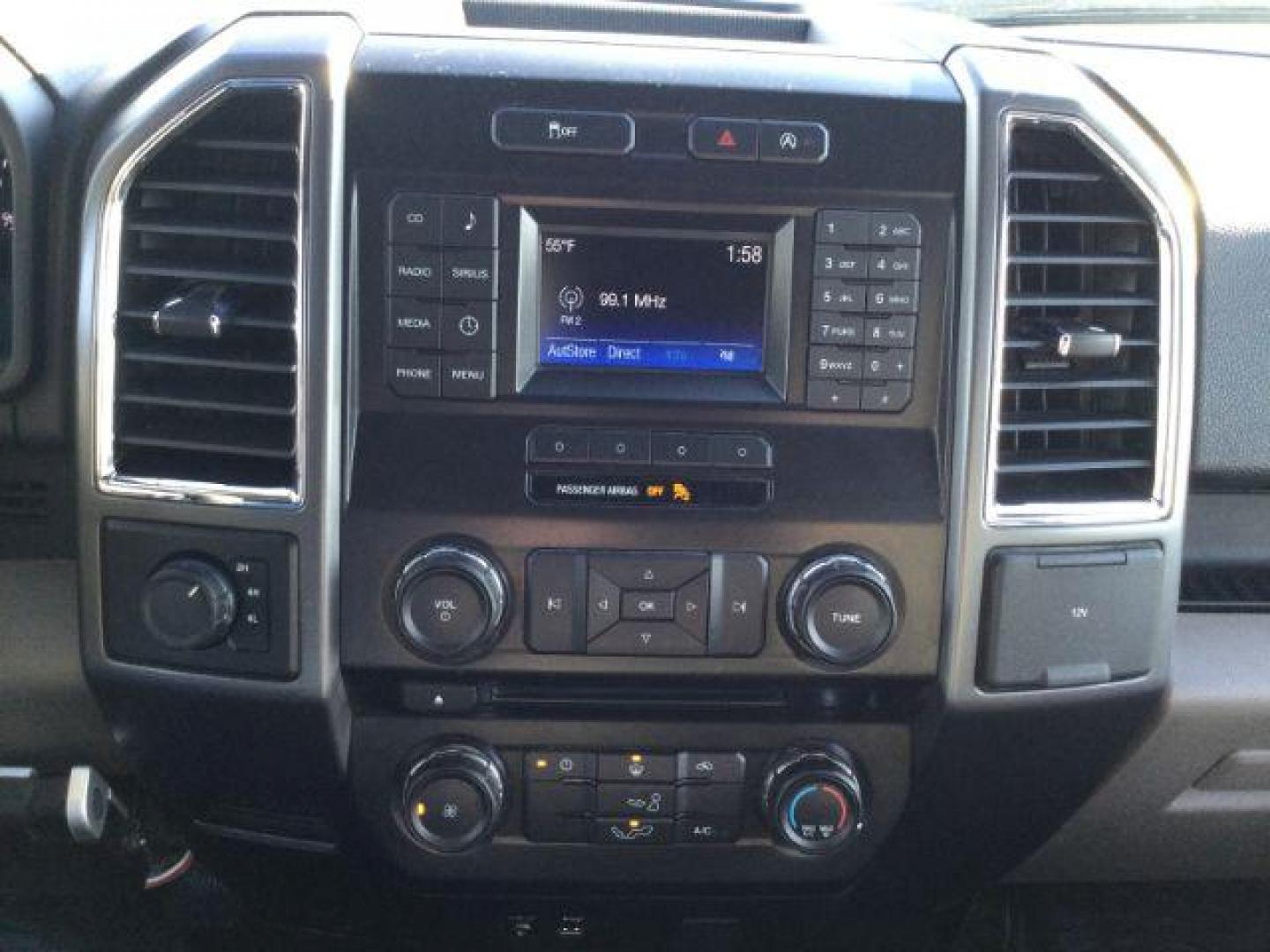 2015 Oxford White /GRAY CLOTH Ford F-150 XLT SuperCab 6.5-ft. Bed 4WD (1FTEX1EP1FF) with an 2.7L V6 DOHC 24V engine, 6-Speed Automatic transmission, located at 1801 Main Street, Lewiston, 83501, (208) 743-9371, 46.417065, -117.004799 - Photo#15