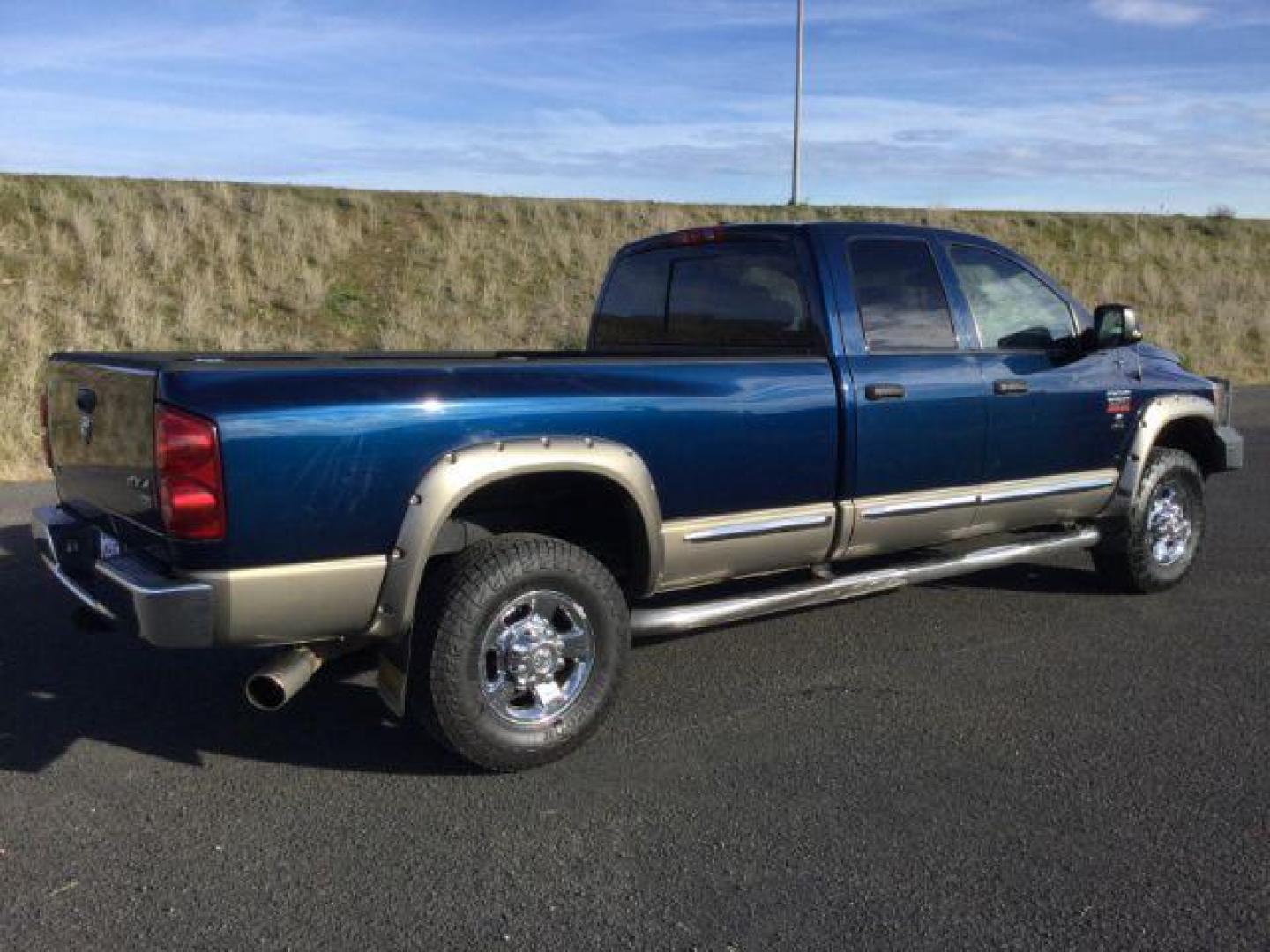 2008 Blue/Gold /Khaki Leather Dodge Ram 3500 Laramie Quad Cab 4WD (3D7MX38A68G) with an 6.7L L6 OHV 24V TURBO DIESEL engine, 6-Speed Manual Transmission transmission, located at 1801 Main Street, Lewiston, 83501, (208) 743-9371, 46.417065, -117.004799 - Photo#12