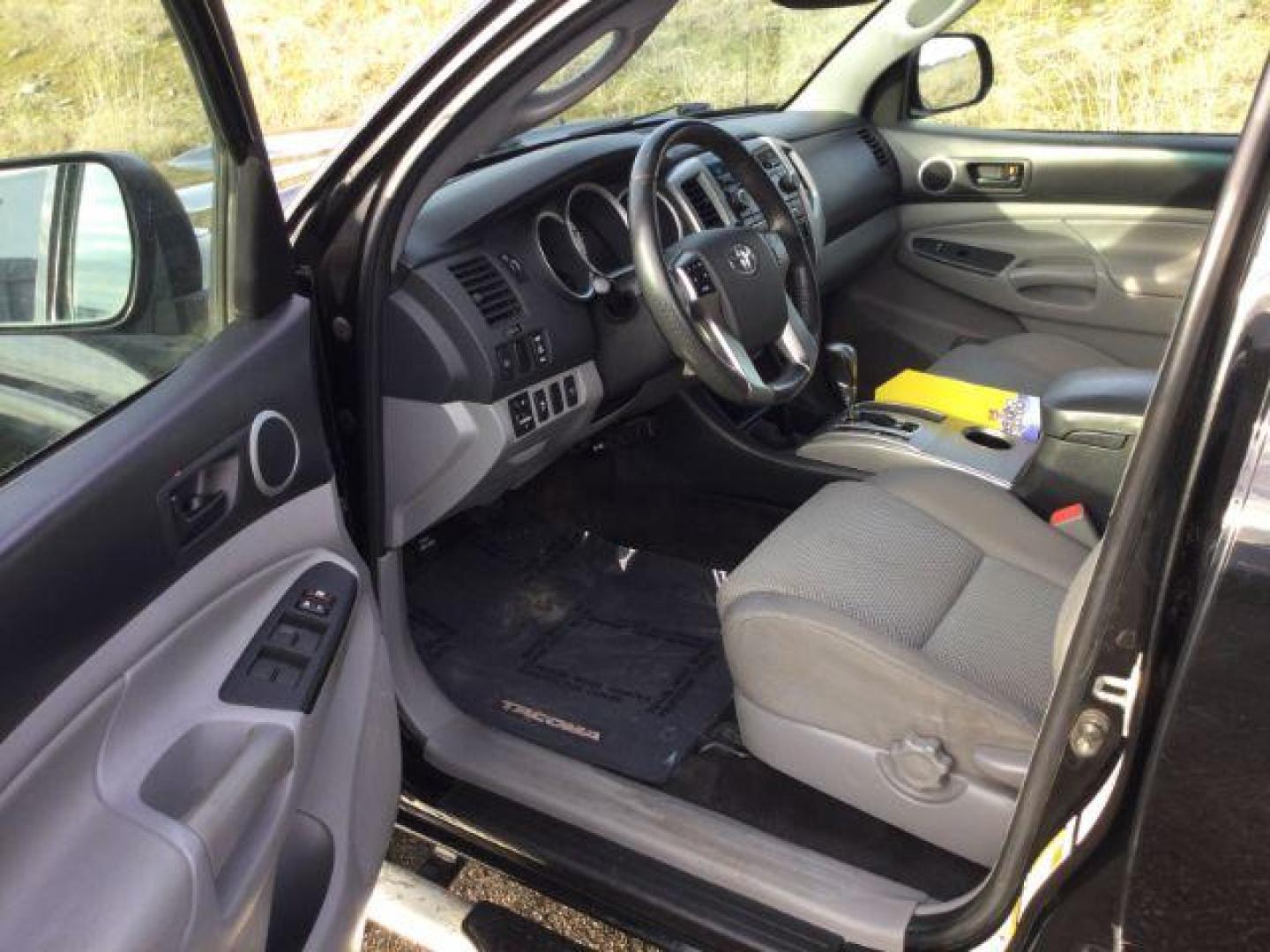 2012 Black /Graphite Cloth Interior Toyota Tacoma Double Cab Long Bed V6 Auto 4WD (3TMMU4FN1CM) with an 4.0L V6 DOHC 24V engine, 5-Speed Automatic transmission, located at 1801 Main Street, Lewiston, 83501, (208) 743-9371, 46.417065, -117.004799 - Photo#3