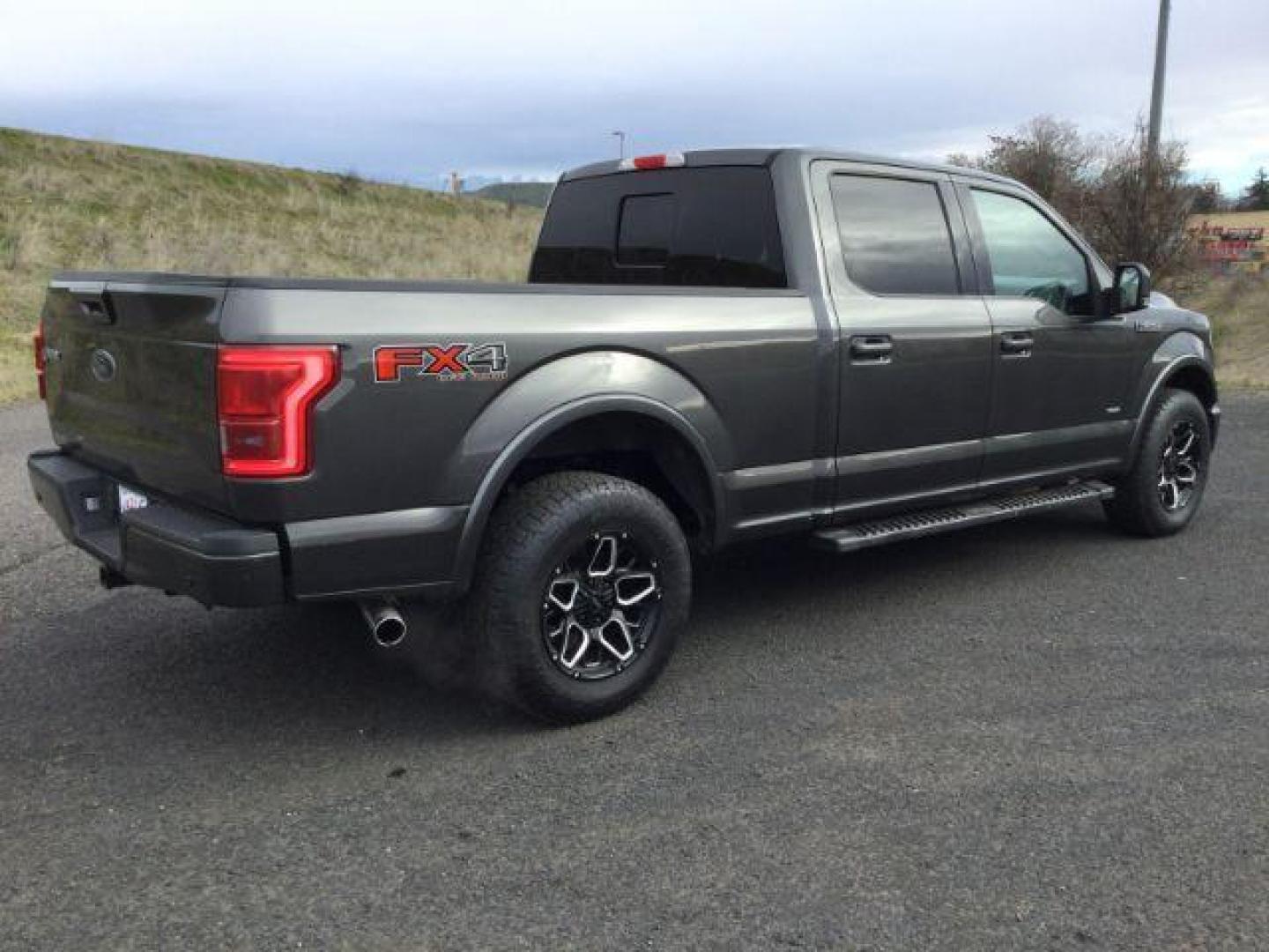 2015 Magnetic Metallic /BLACK LEATHER Ford F-150 Lariat SuperCrew 6.5-ft. Bed 4WD (1FTFW1EG6FF) with an 3.5 V6 engine, 6-Speed Automatic transmission, located at 1801 Main Street, Lewiston, 83501, (208) 743-9371, 46.417065, -117.004799 - Photo#14