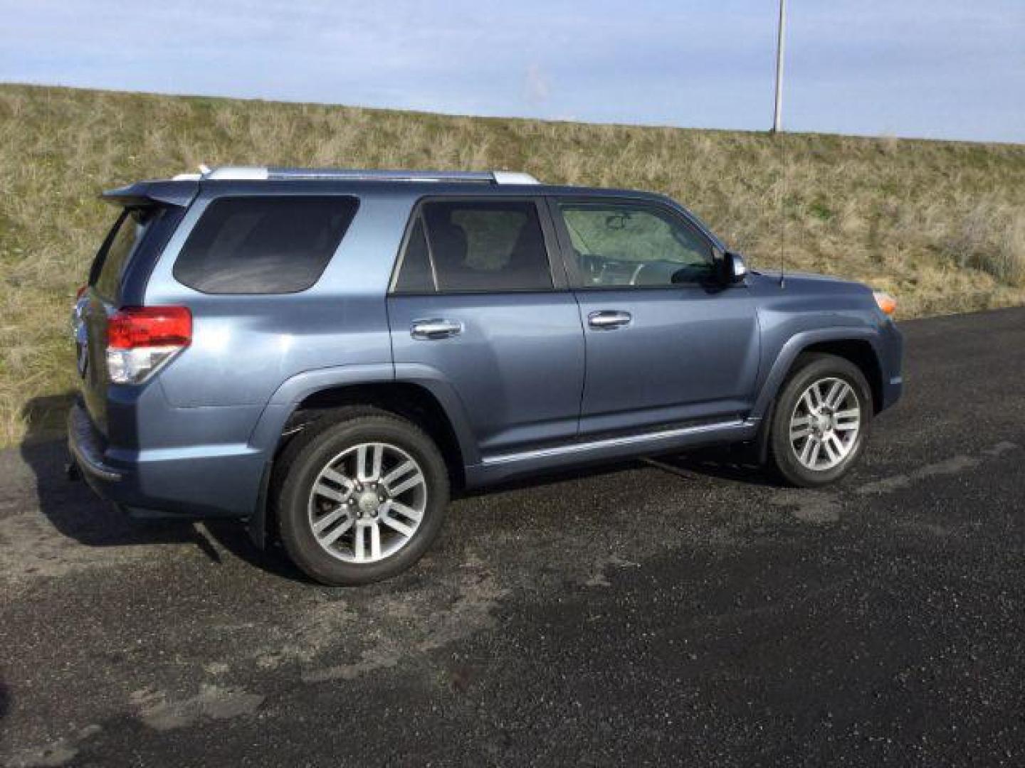 2012 Shoreline Blue Pearl /Black Leather Interior Toyota 4Runner Limited 4WD V6 (JTEBU5JR2C5) with an 4.0L V6 DOHC 24V engine, 5-Speed Automatic transmission, located at 1801 Main Street, Lewiston, 83501, (208) 743-9371, 46.417065, -117.004799 - Photo#9