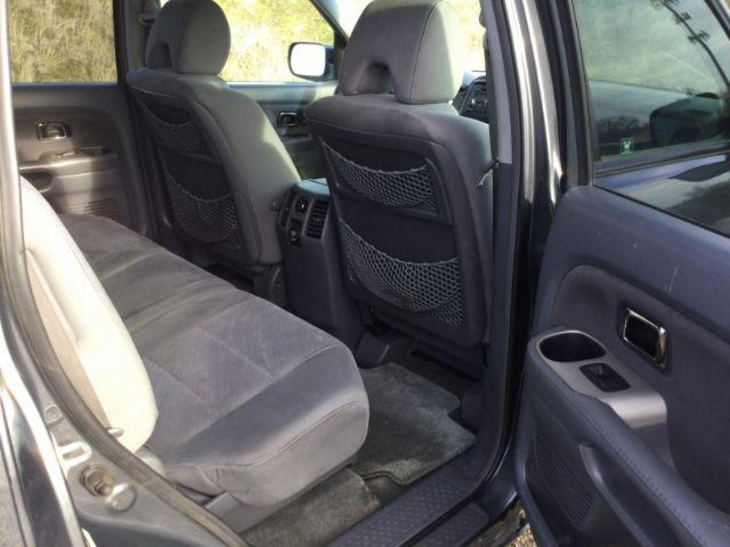 2006 Steel Blue Metallic /Gray Cloth Interior Honda Pilot EX 4WD (2HKYF18426H) with an 3.5L V6 SOHC 24V engine, 5-Speed Automatic transmission, located at 1801 Main Street, Lewiston, 83501, (208) 743-9371, 46.417065, -117.004799 - Photo#16