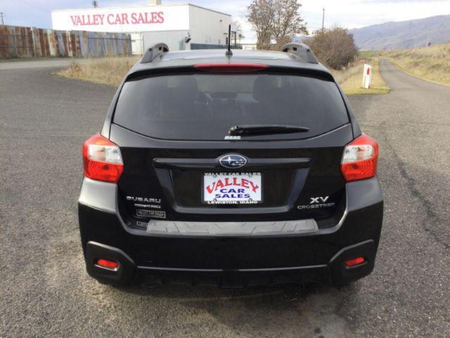 2013 Crystal Black Silica /Ivory Leather Interior Subaru XV Crosstrek 2.0 Limited (JF2GPAGC5DH) with an 2.0L L4 DOHC 16V engine, Continuously Variable Transmission transmission, located at 1801 Main Street, Lewiston, 83501, (208) 743-9371, 46.417065, -117.004799 - Photo#4