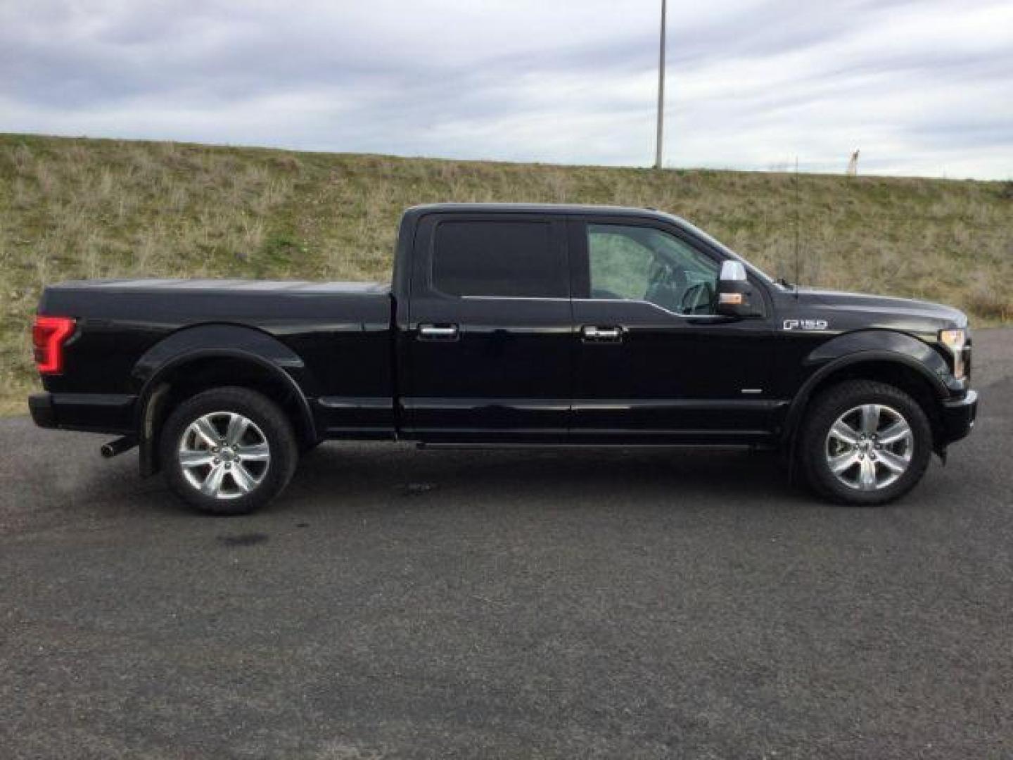 2017 Shadow Black /Black, premium leather Ford F-150 Platinum SuperCrew 6.5-ft. Bed 4WD (1FTFW1EG7HF) with an 3.5 V6 engine, 6-Speed Automatic transmission, located at 1801 Main Street, Lewiston, 83501, (208) 743-9371, 46.417065, -117.004799 - Photo#14