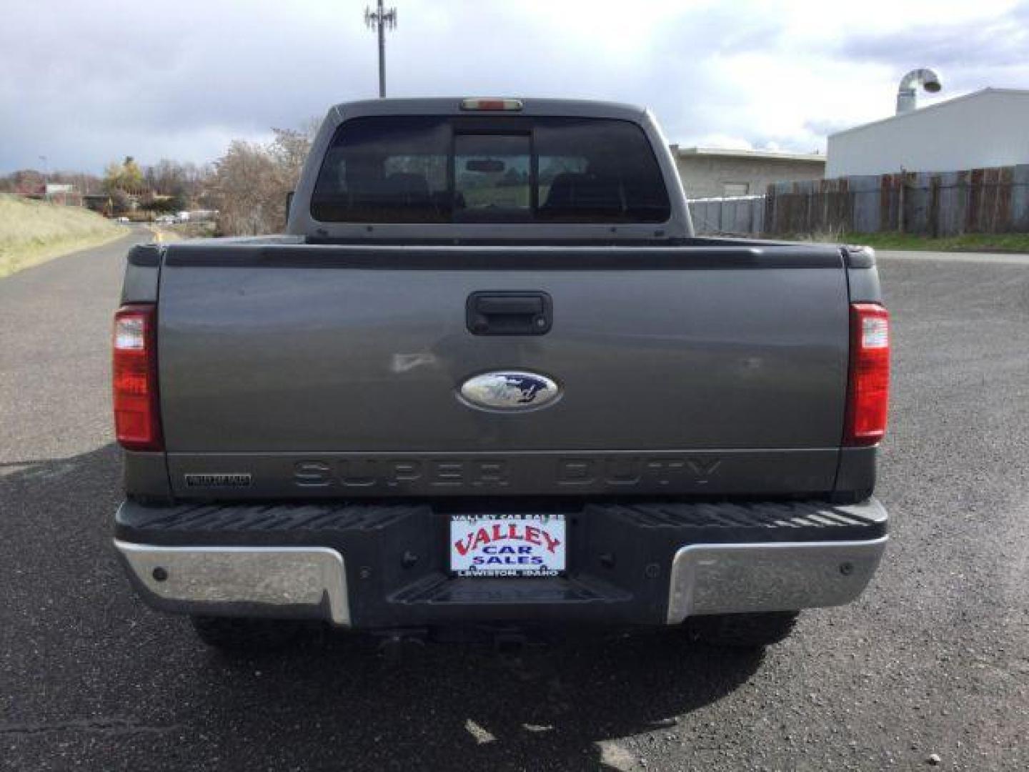 2010 Sterling Grey Metallic /Ebony Leather Interior Ford F-350 SD Lariat Crew Cab 4WD (1FTWW3BY5AE) with an 6.8L V10 SOHC 30V engine, 5-Speed Automatic transmission, located at 1801 Main Street, Lewiston, 83501, (208) 743-9371, 46.417065, -117.004799 - Photo#13