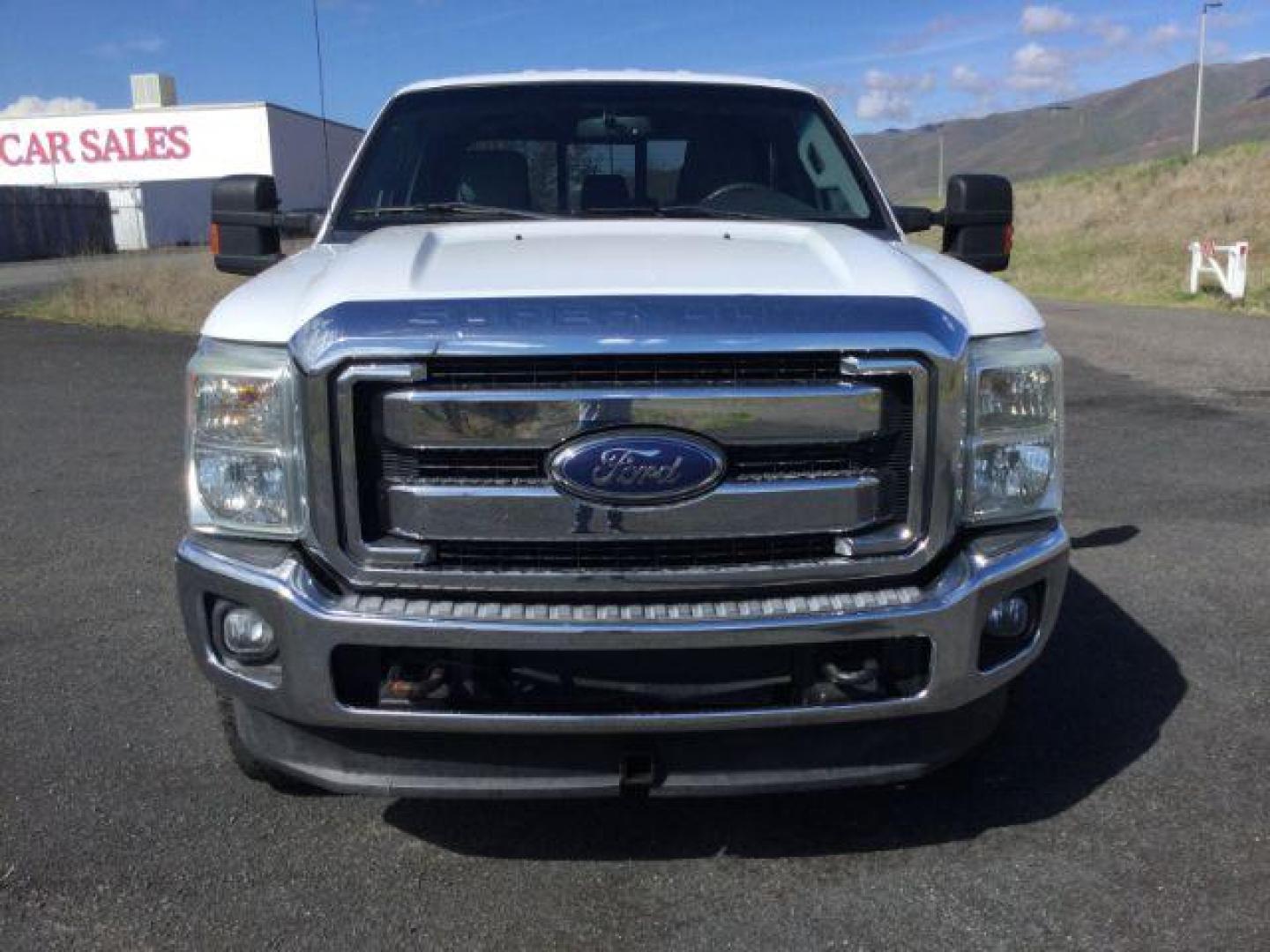 2013 Oxford White /Steel Cloth Interior Ford F-350 SD XLT Crew Cab Long Bed 4WD (1FT8W3BT1DE) with an 6.7L V8 OHV 16V DIESEL engine, 6-Speed Automatic transmission, located at 1801 Main Street, Lewiston, 83501, (208) 743-9371, 46.417065, -117.004799 - Photo#8