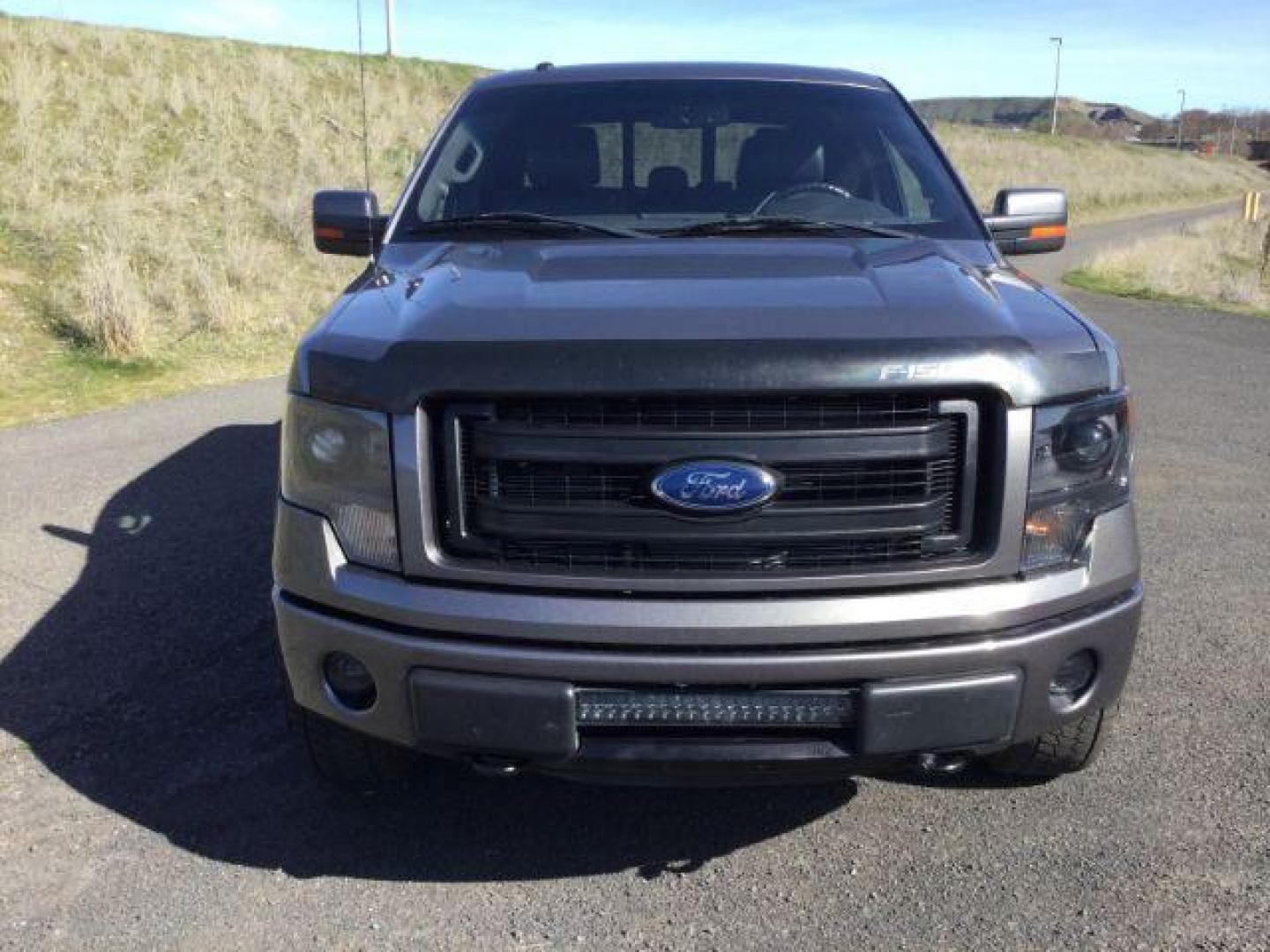 2013 GRAY /BLACK LEATHER Ford F-150 FX4 SuperCrew 6.5-ft. Bed 4WD (1FTFW1EF1DF) with an 5.0L V8 engine, 6-Speed Automatic transmission, located at 1801 Main Street, Lewiston, 83501, (208) 743-9371, 46.417065, -117.004799 - Photo#19