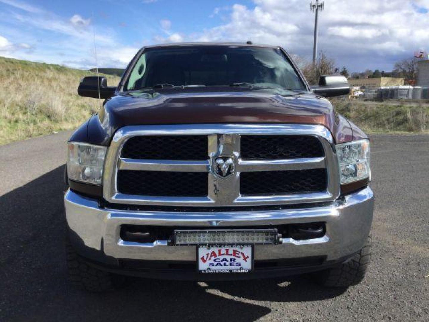 2015 Western Brown /GRAY CLOTH RAM 2500 Tradesman Crew Cab LWB 4WD (3C6UR5HL0FG) with an 6.7L L6 OHV 24V TURBO DIESEL engine, 6-Speed Manual Transmission transmission, located at 1801 Main Street, Lewiston, 83501, (208) 743-9371, 46.417065, -117.004799 - Photo#6