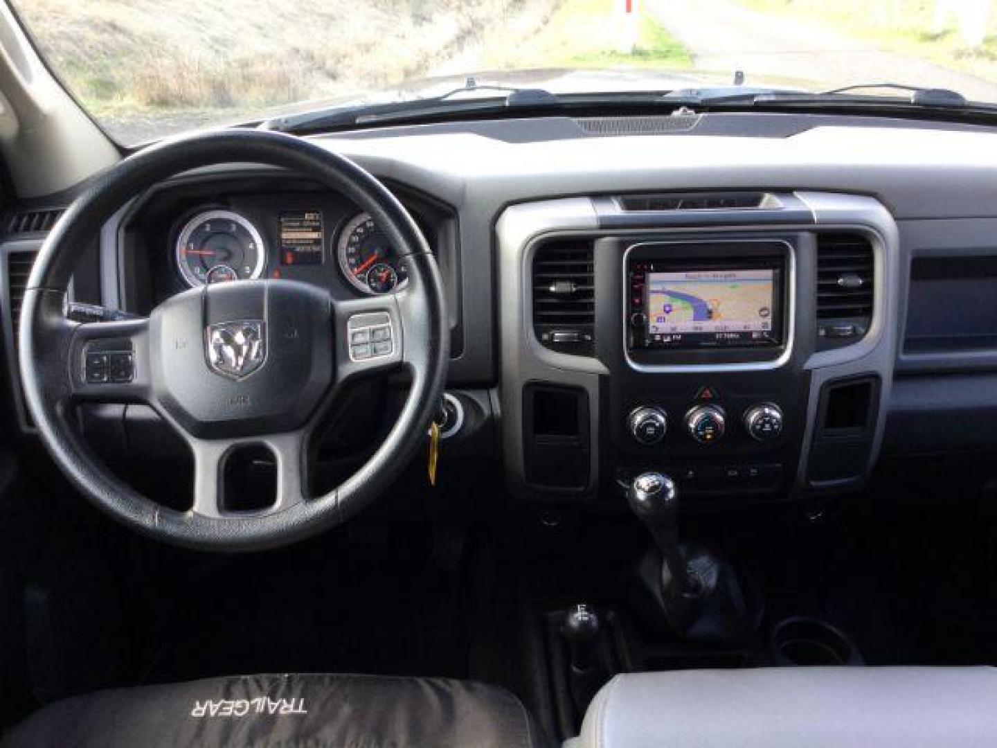 2015 Western Brown /GRAY CLOTH RAM 2500 Tradesman Crew Cab LWB 4WD (3C6UR5HL0FG) with an 6.7L L6 OHV 24V TURBO DIESEL engine, 6-Speed Manual Transmission transmission, located at 1801 Main Street, Lewiston, 83501, (208) 743-9371, 46.417065, -117.004799 - Photo#8