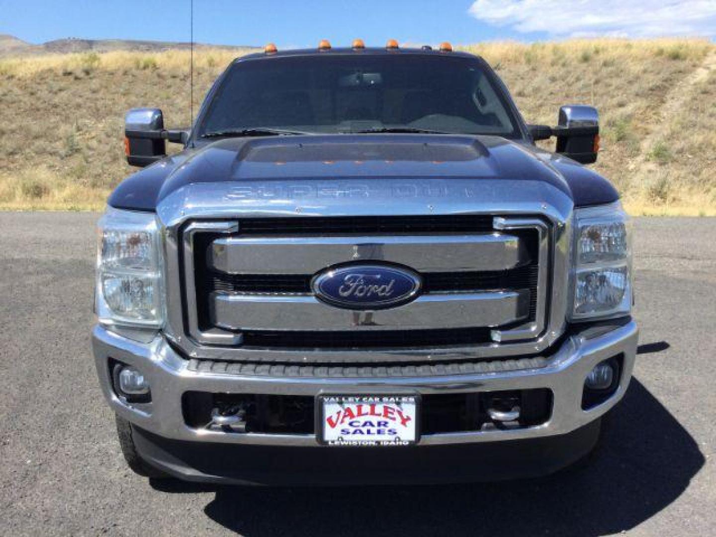 2015 Blue Jeans Metallic /BLACK LEATHER Ford F-350 SD Lariat Crew Cab Long Bed 4WD (1FT8W3BT8FE) with an 6.7L V8 OHV 16V DIESEL engine, 6-Speed Automatic transmission, located at 1801 Main Street, Lewiston, 83501, (208) 743-9371, 46.417065, -117.004799 - Photo#13