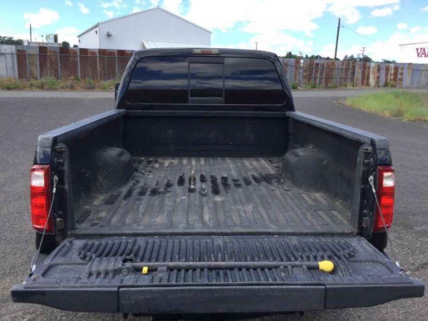 2008 Black /Ebony Leather Interior Ford F-350 SD Lariat Crew Cab 4WD (1FTWW31R28E) with an 6.4L V8 OHV 32V TURBO DIESEL engine, 5-Speed Automatic transmission, located at 1801 Main Street, Lewiston, 83501, (208) 743-9371, 46.417065, -117.004799 - Photo#15