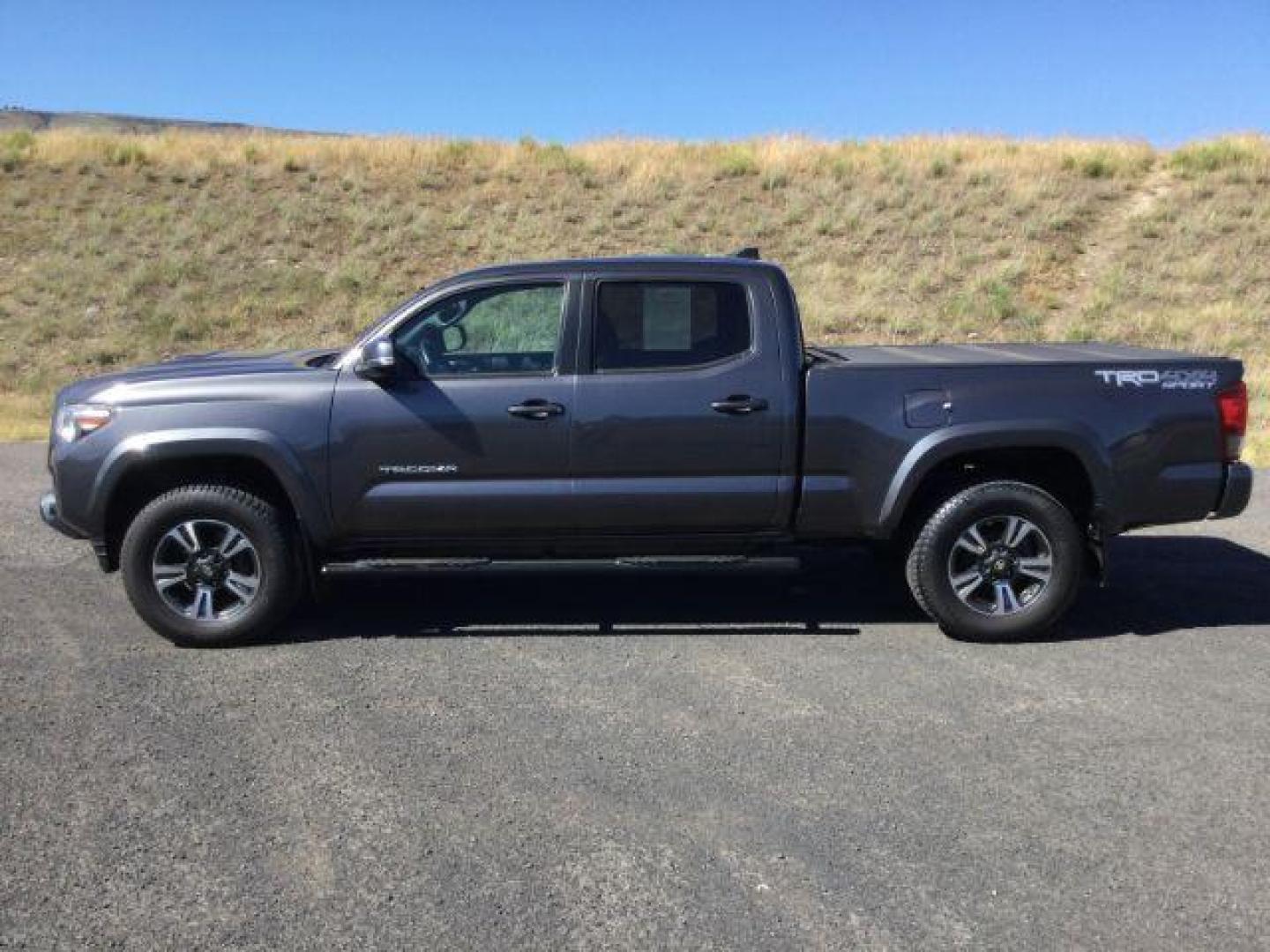 2017 GRAY /BLACK LEATHER Toyota Tacoma SR5 Double Cab Super Long Bed V6 6AT 4WD (5TFDZ5BN8HX) with an 3.5L V6 DOHC 24V engine, 6-Speed Automatic transmission, located at 1801 Main Street, Lewiston, 83501, (208) 743-9371, 46.417065, -117.004799 - Photo#1