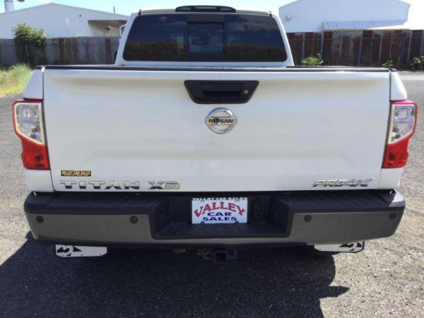 2016 Pearl White /Black, leather Nissan Titan XD PRO-4X 4WD Diesel (1N6BA1F43GN) with an 5.0L V8 DOHC 32V DIESEL engine, 6-Speed Automatic transmission, located at 1801 Main Street, Lewiston, 83501, (208) 743-9371, 46.417065, -117.004799 - Photo#20