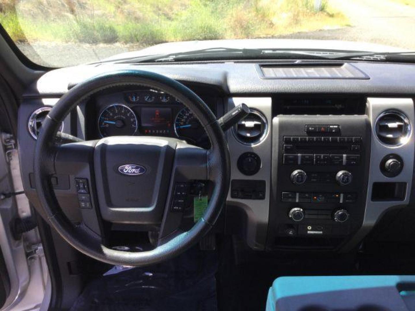 2011 Ingot Silver Ford F-150 XLT SuperCab 6.5-ft. Bed 4WD (1FTFX1EF9BF) with an 5.0L V8 engine, 6-Speed Automatic transmission, located at 1801 Main Street, Lewiston, 83501, (208) 743-9371, 46.417065, -117.004799 - Photo#8