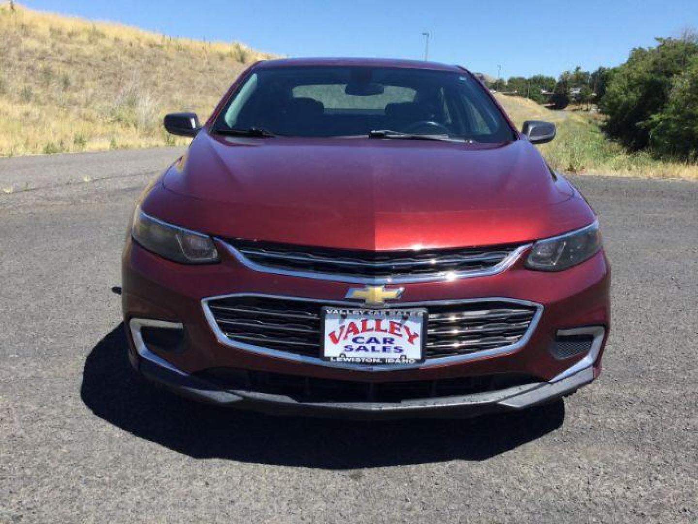 2016 Crystal Red Tintcoat /BLACK CLOTH Chevrolet Malibu LS (1G1ZB5ST5GF) with an 1.5L L4 DOHC 16V engine, 6-Speed Automatic transmission, located at 1801 Main Street, Lewiston, 83501, (208) 743-9371, 46.417065, -117.004799 - Photo#8