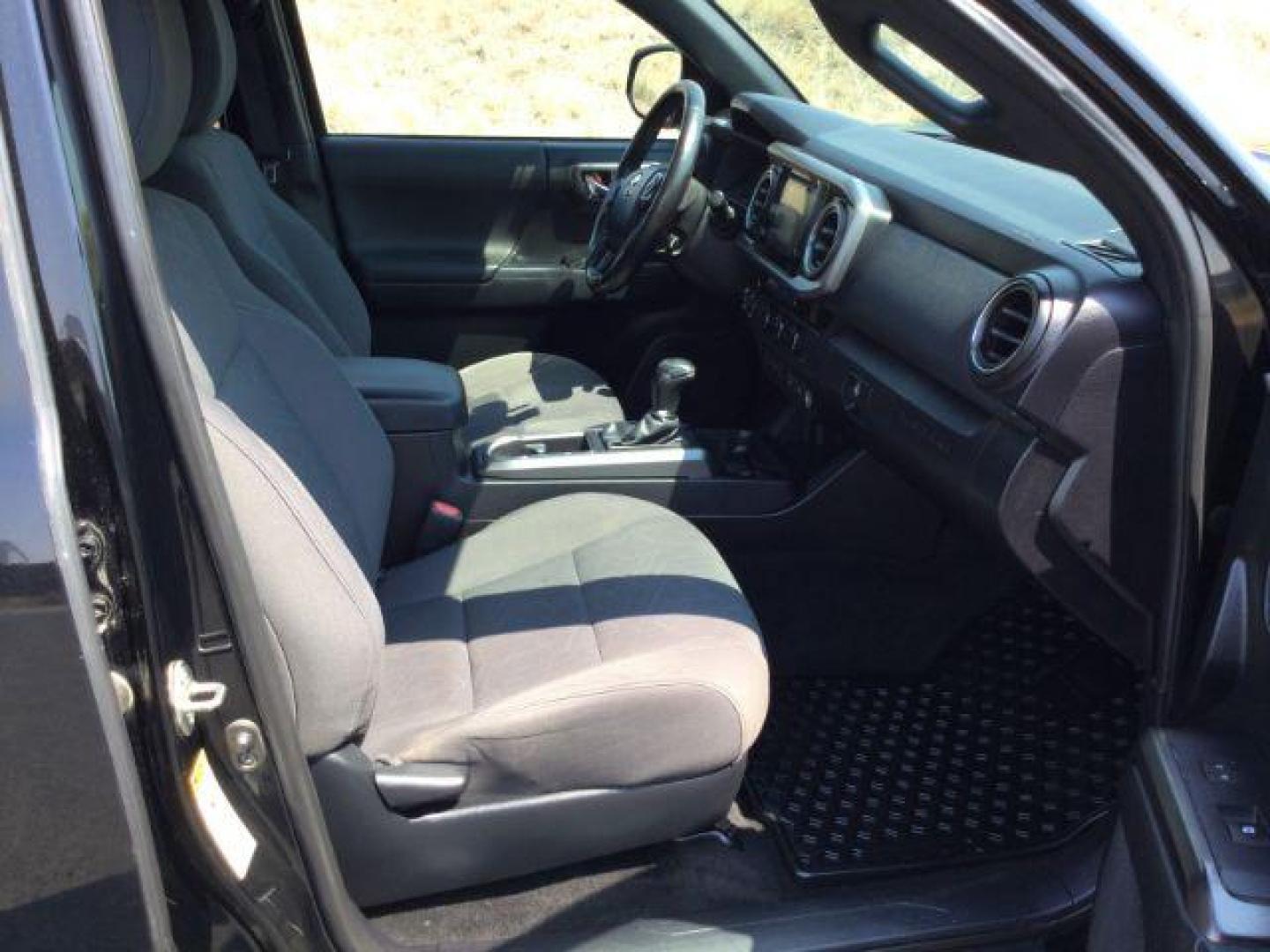 2016 Black /BLACK CLOTH Toyota Tacoma SR5 Double Cab Super Long Bed V6 6AT 4WD (5TFDZ5BN4GX) with an 3.5L V6 DOHC 24V engine, 6-Speed Automatic transmission, located at 1801 Main Street, Lewiston, 83501, (208) 743-9371, 46.417065, -117.004799 - Photo#15