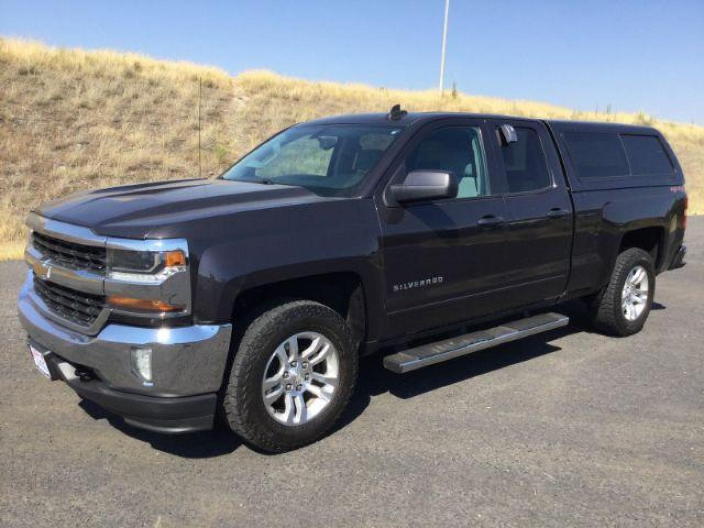 2016 Tungsten Metallic /GRAY CLOTH Chevrolet Silverado 1500 LT Double Cab 4WD (1GCVKREC0GZ) with an 5.3L V8 OHV 16V engine, 6-Speed Automatic transmission, located at 1801 Main Street, Lewiston, 83501, (208) 743-9371, 46.417065, -117.004799 - Photo#0