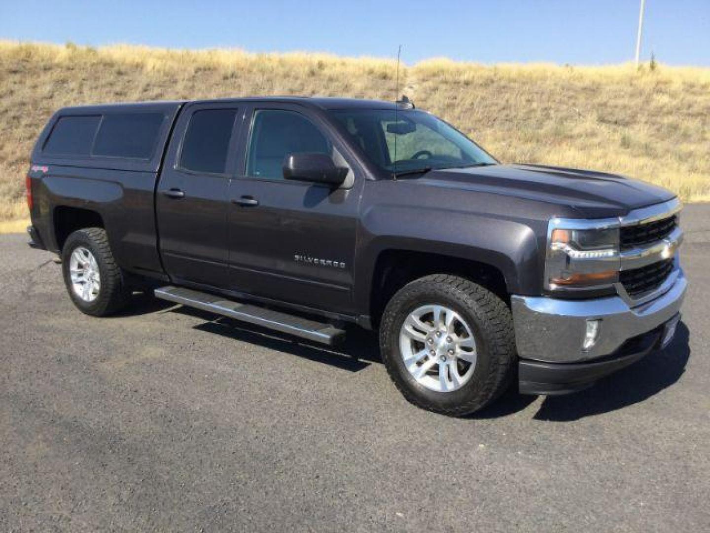 2016 Tungsten Metallic /GRAY CLOTH Chevrolet Silverado 1500 LT Double Cab 4WD (1GCVKREC0GZ) with an 5.3L V8 OHV 16V engine, 6-Speed Automatic transmission, located at 1801 Main Street, Lewiston, 83501, (208) 743-9371, 46.417065, -117.004799 - Photo#10