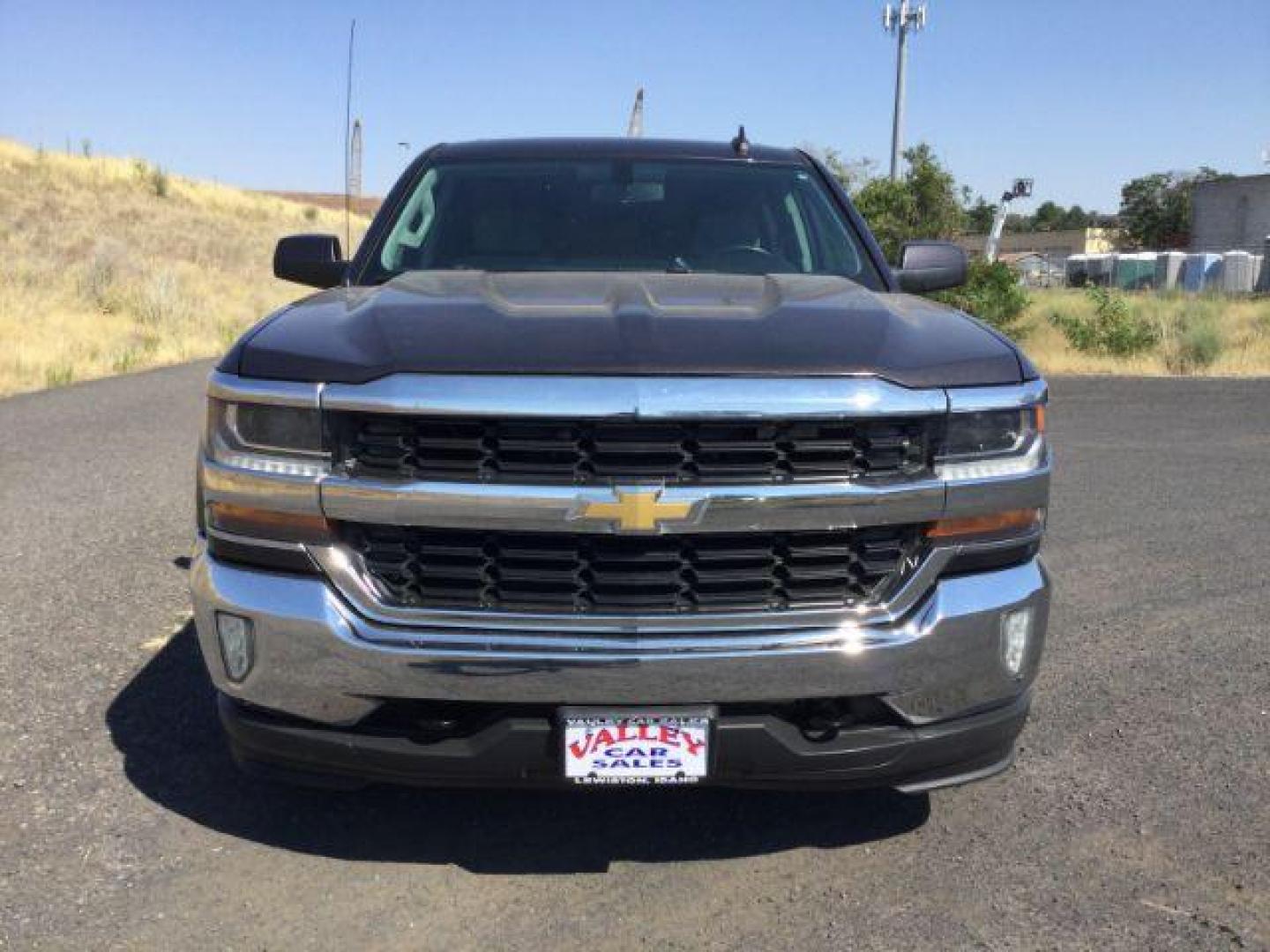 2016 Tungsten Metallic /GRAY CLOTH Chevrolet Silverado 1500 LT Double Cab 4WD (1GCVKREC0GZ) with an 5.3L V8 OHV 16V engine, 6-Speed Automatic transmission, located at 1801 Main Street, Lewiston, 83501, (208) 743-9371, 46.417065, -117.004799 - Photo#7