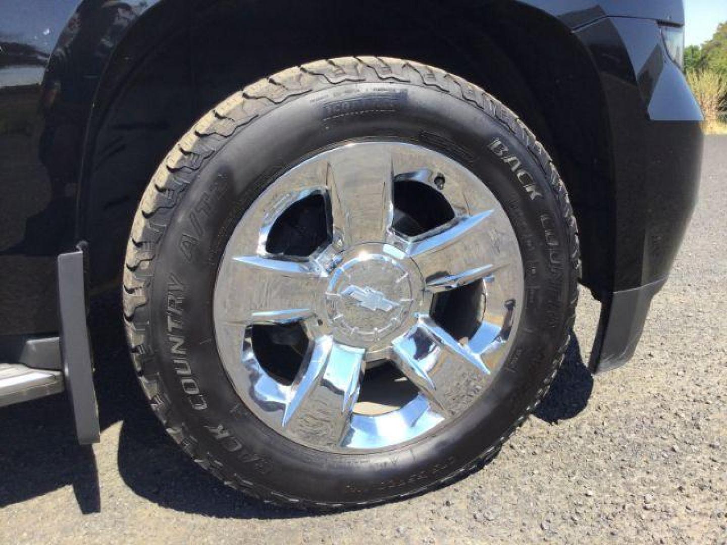 2015 Black /BLACK LEATHER Chevrolet Tahoe LTZ 4WD (1GNSKCKC5FR) with an 5.3L V8 OHV 16V engine, 6-Speed Automatic transmission, located at 1801 Main Street, Lewiston, 83501, (208) 743-9371, 46.417065, -117.004799 - Photo#23