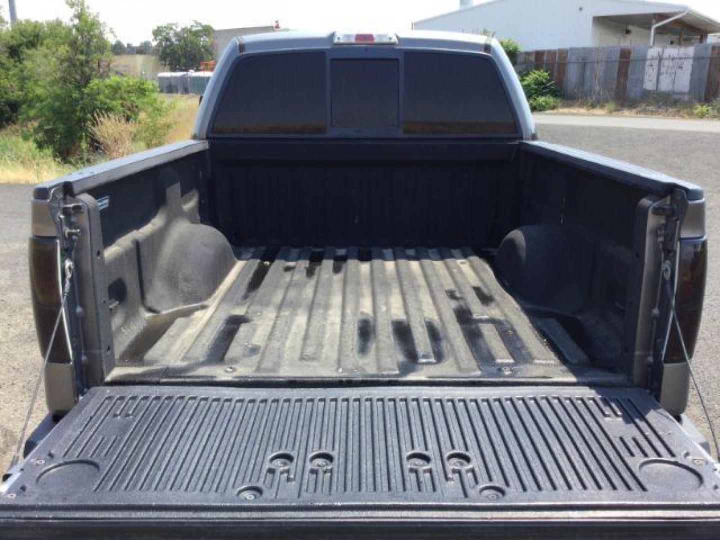 2012 Sterling Gray Metallic /Steel Gray Cloth Interior Ford F-150 XLT SuperCrew 5.5-ft. Bed 4WD (1FTFW1EF8CF) with an 5.0L V8 engine, 6-Speed Automatic transmission, located at 1801 Main Street, Lewiston, 83501, (208) 743-9371, 46.417065, -117.004799 - Photo#13