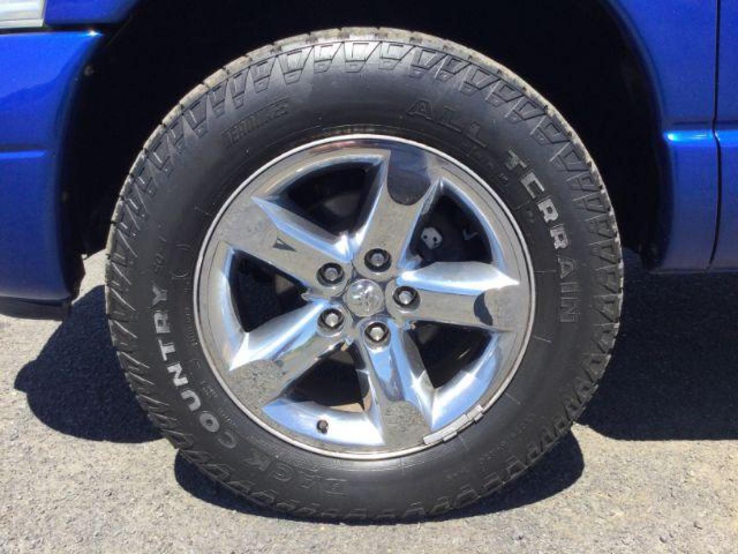 2008 Electric Blue Pearl /Medium Slate Gray Cloth Interior Dodge Ram 1500 SLT Quad Cab 4WD (1D7HU18228J) with an 5.7L V8 OHV 16V engine, 5-Speed Automatic transmission, located at 1801 Main Street, Lewiston, 83501, (208) 743-9371, 46.417065, -117.004799 - Photo#19