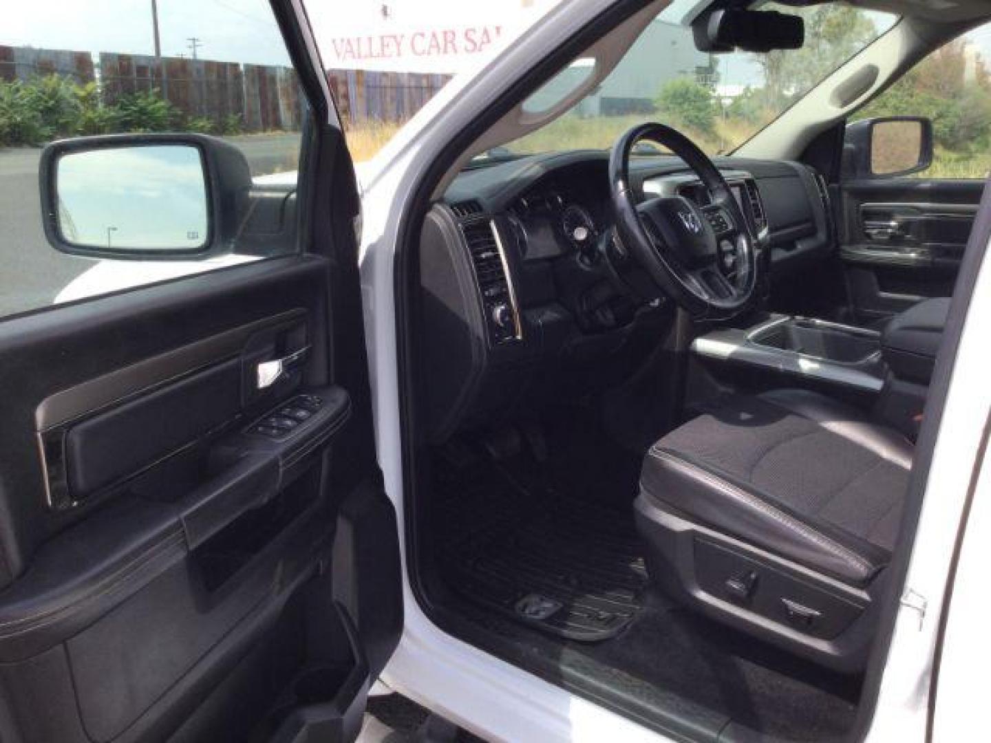 2016 Bright White Clear Coat /Black, leather RAM 1500 Sport Crew Cab SWB 4WD (1C6RR7MT2GS) with an 5.7L V8 OHV 16V engine, 8-Speed Automatic transmission, located at 1801 Main Street, Lewiston, 83501, (208) 743-9371, 46.417065, -117.004799 - Photo#3