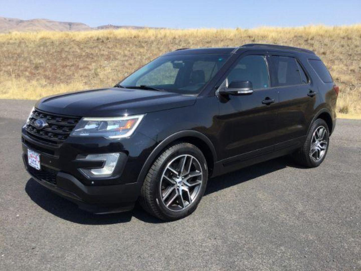 2016 Absolute Black /Ebony Black w/Red Accent Stitching, premium leathe Ford Explorer Sport 4WD (1FM5K8GTXGG) with an 3.5L V6 DOHC 24V engine, 6-Speed Automatic transmission, located at 1801 Main Street, Lewiston, 83501, (208) 743-9371, 46.417065, -117.004799 - Photo#0