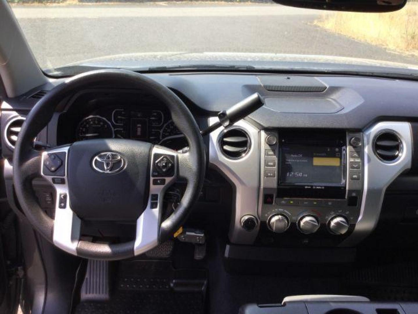 2019 Magnetic Gray Metallic /Graphite, cloth Toyota Tundra SR5 4.6L V8 CrewMax 4WD (5TFDM5F12KX) with an 4.6L V8 DOHC 32V engine, 6-Speed Automatic transmission, located at 1801 Main Street, Lewiston, 83501, (208) 743-9371, 46.417065, -117.004799 - Photo#7