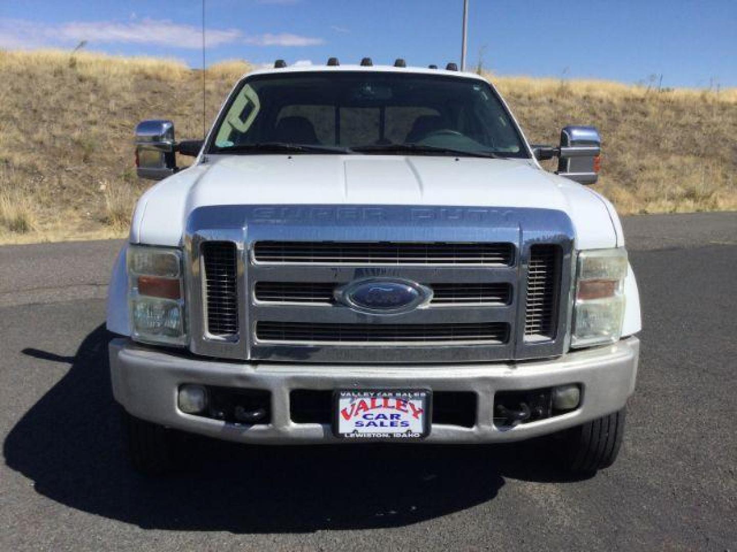 2008 Ford F-450 SD Lariat Crew Cab 4WD (1FTXW43R88E) with an 6.4L V8 OHV 32V TURBO DIESEL engine, located at 1801 Main Street, Lewiston, 83501, (208) 743-9371, 46.417065, -117.004799 - Photo#10