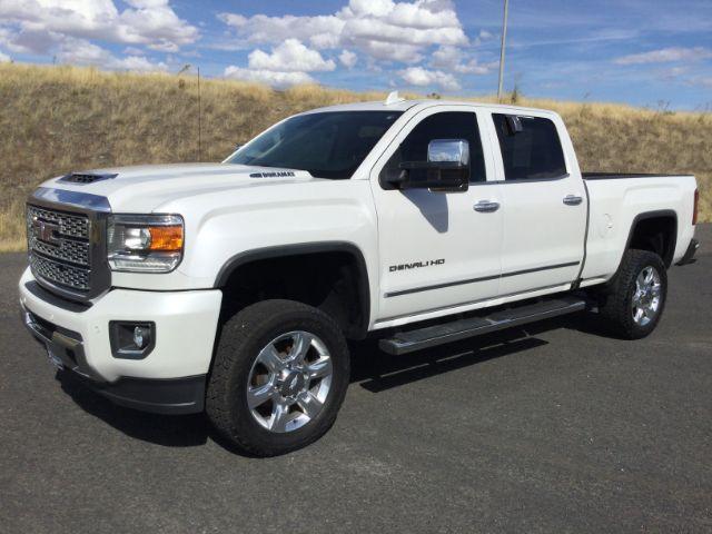 photo of 2018 GMC Sierra 3500HD Denali Crew Cab 4WD